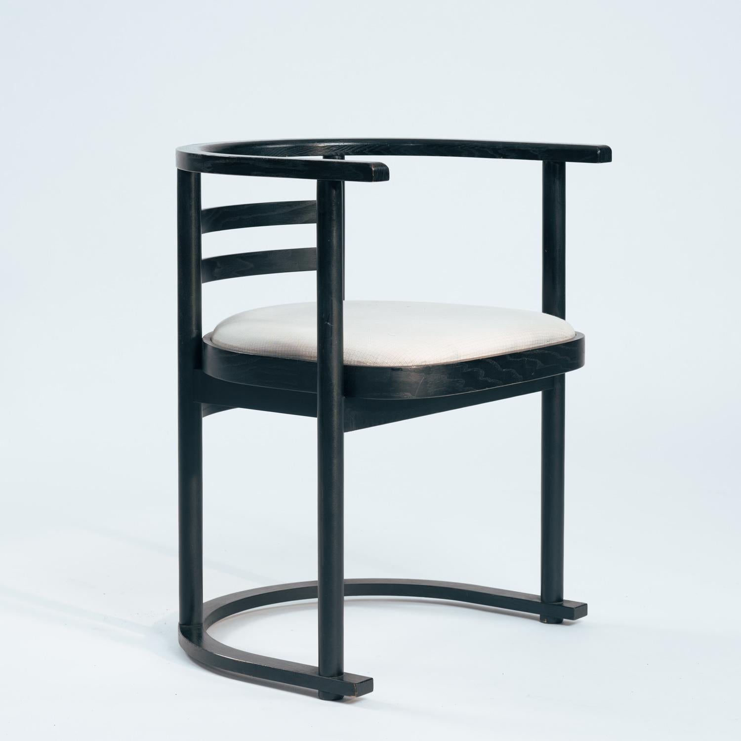 Josef Hoffmann Fledemaus style dining chairs, Bauhaus, set of 8 Bon état - En vente à Zevenaar, NL