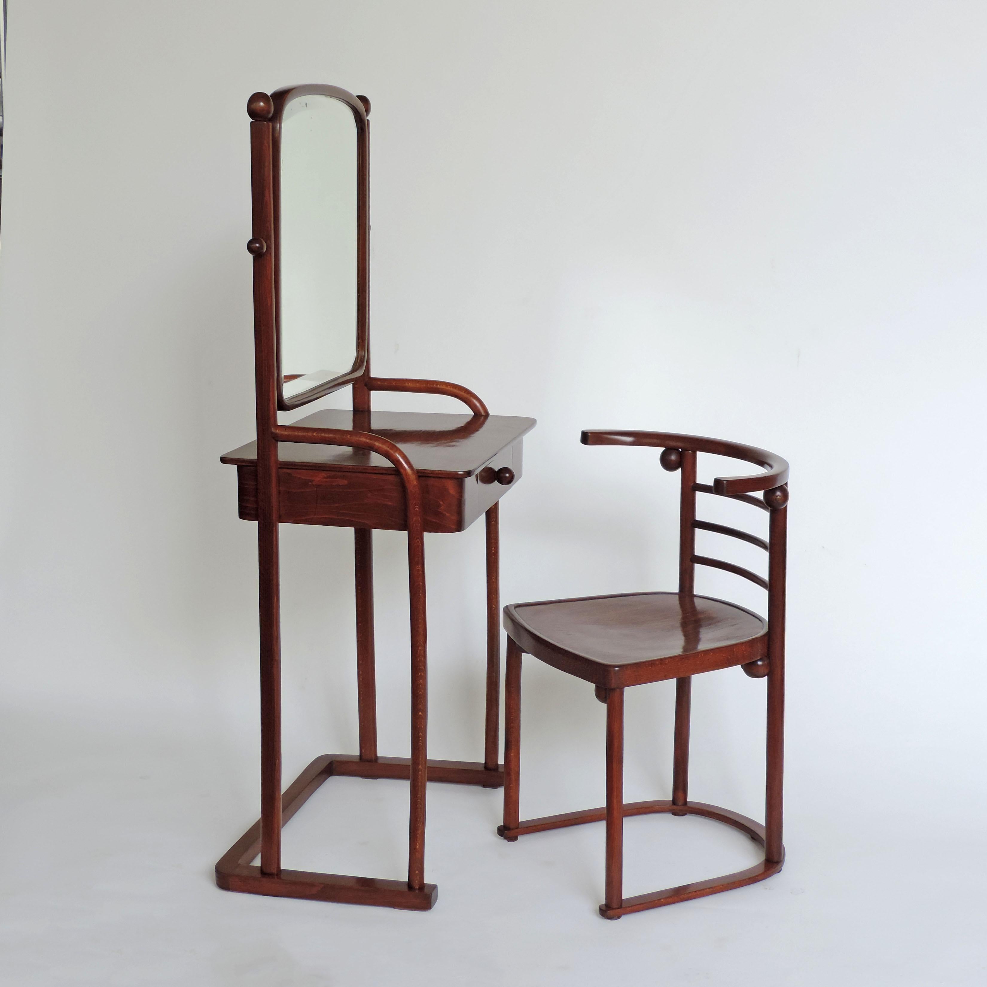 Josef Hoffmann Fledermaus Vanity and Chair for J & J Kohn, Austria, 1905 3
