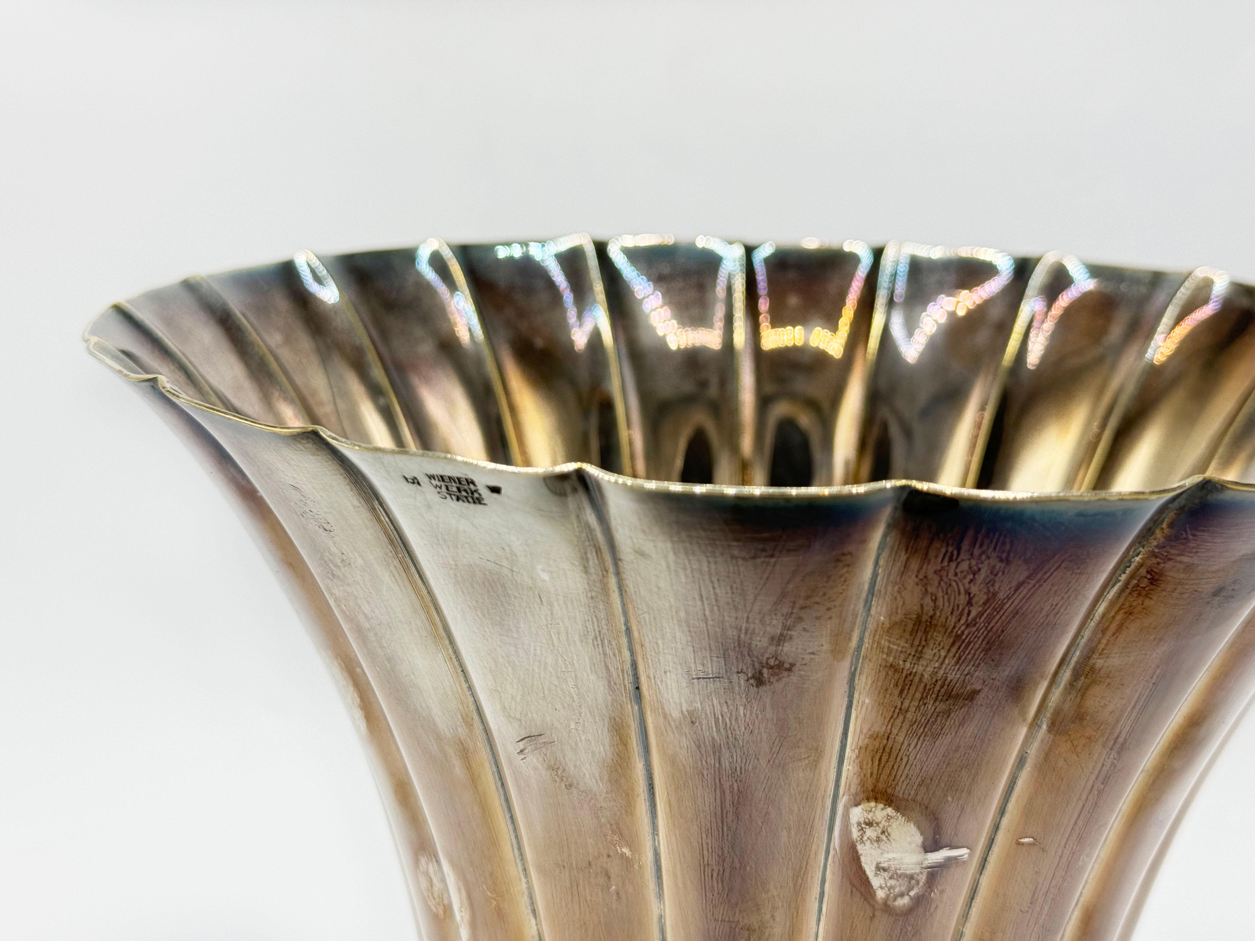 Josef Hoffmann für Wiener Werkstatte Wien um 1930 Metallvase 9