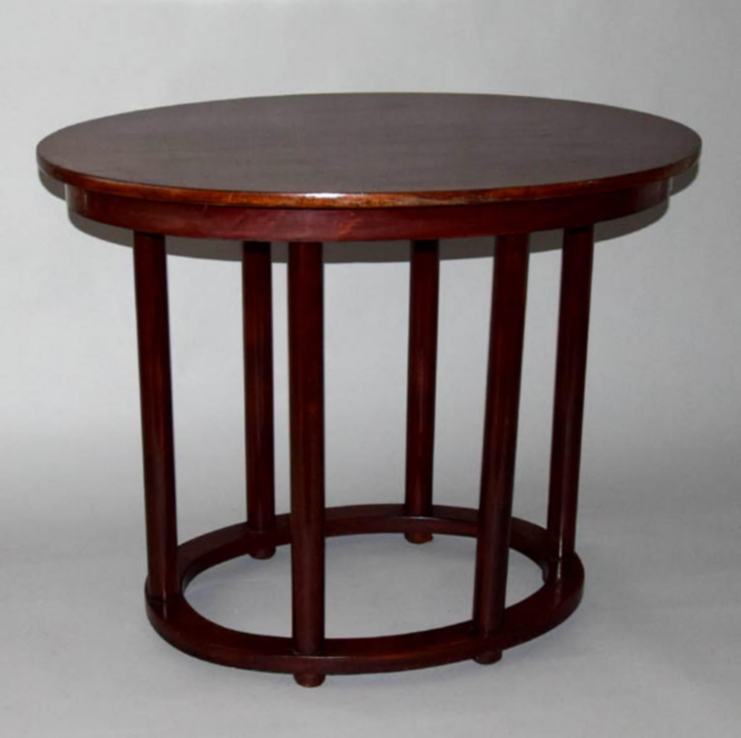 Art Nouveau Josef Hoffmann Oval Table For Thonet, 1910s