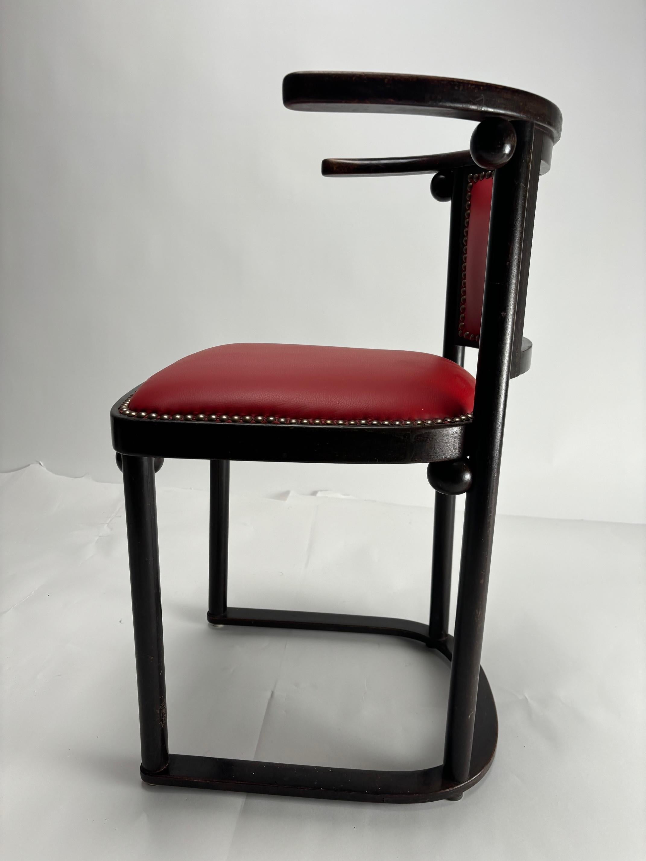 Josef Hoffmann, Coppia di sedie Fledermaus, Austria, 1905 (Prima edizione) In condizioni buone in vendita a Argelato, BO