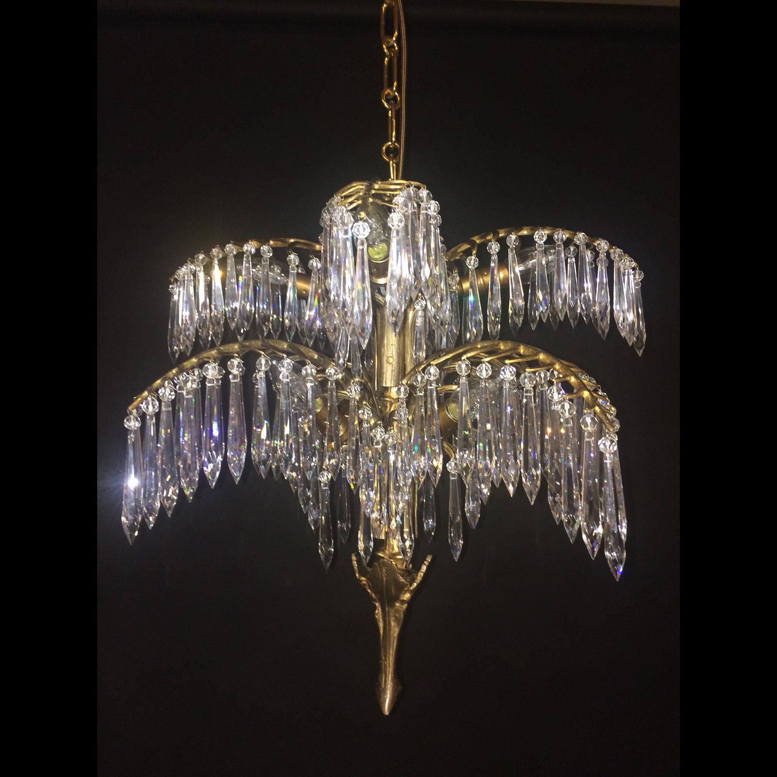 Variation of the great Palme designed by Josef Hoffmann in circa 1918
Different Variations of the chandelier are available - see our pictures below
Total drop custom made.

All components according to the UL regulations, with an additional charge we