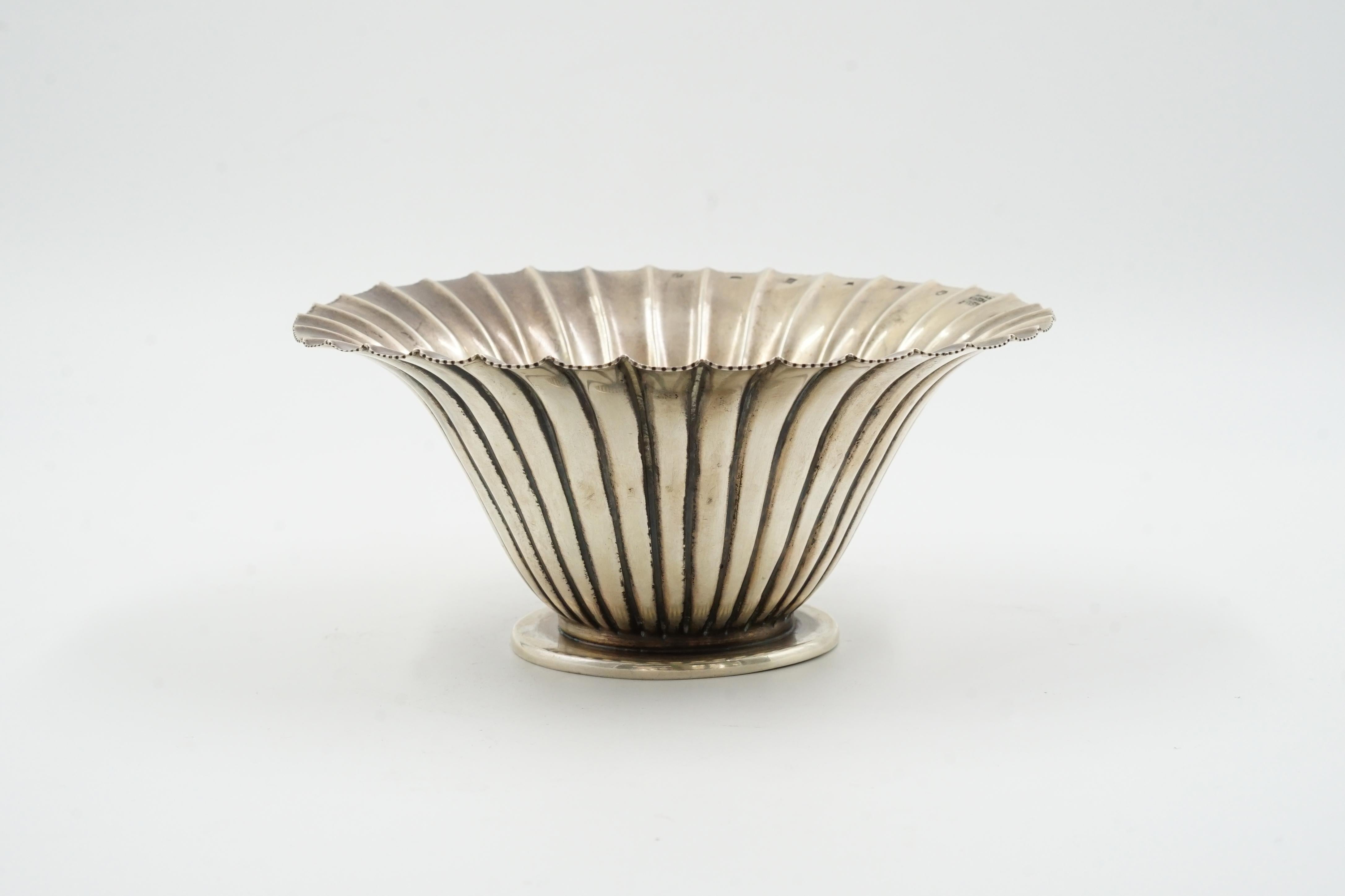 Josef Hoffmann silver bowl
Solid silver bowl
Origin Austria Crica 1925
Vienna Session Style
Design made for Wiener Werkstätte
It has natural wear due to its age.
It is sealed on the top
WEIGHT 135 Grams of solid silver
Josef Hoffmann (December 15,