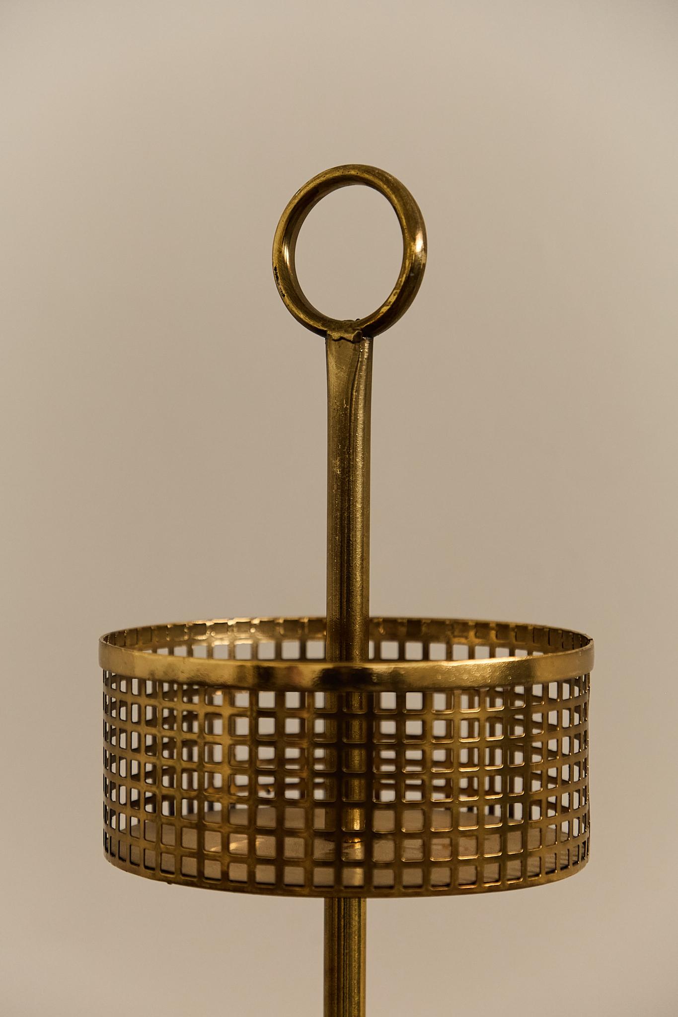 Josef Hoffmann Stil gestaffeltes Tablett (Wiener Secession) im Angebot