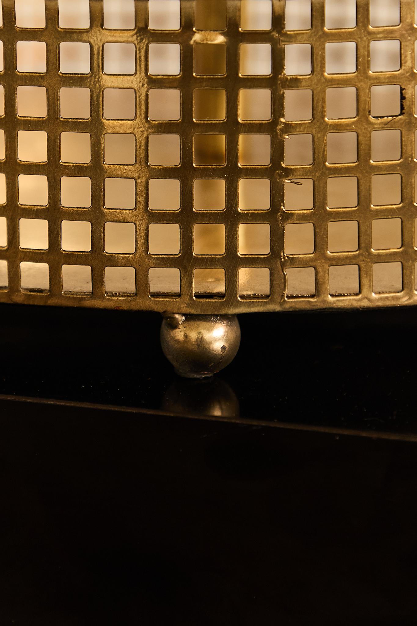 Josef Hoffmann Stil gestaffeltes Tablett (Österreichisch) im Angebot