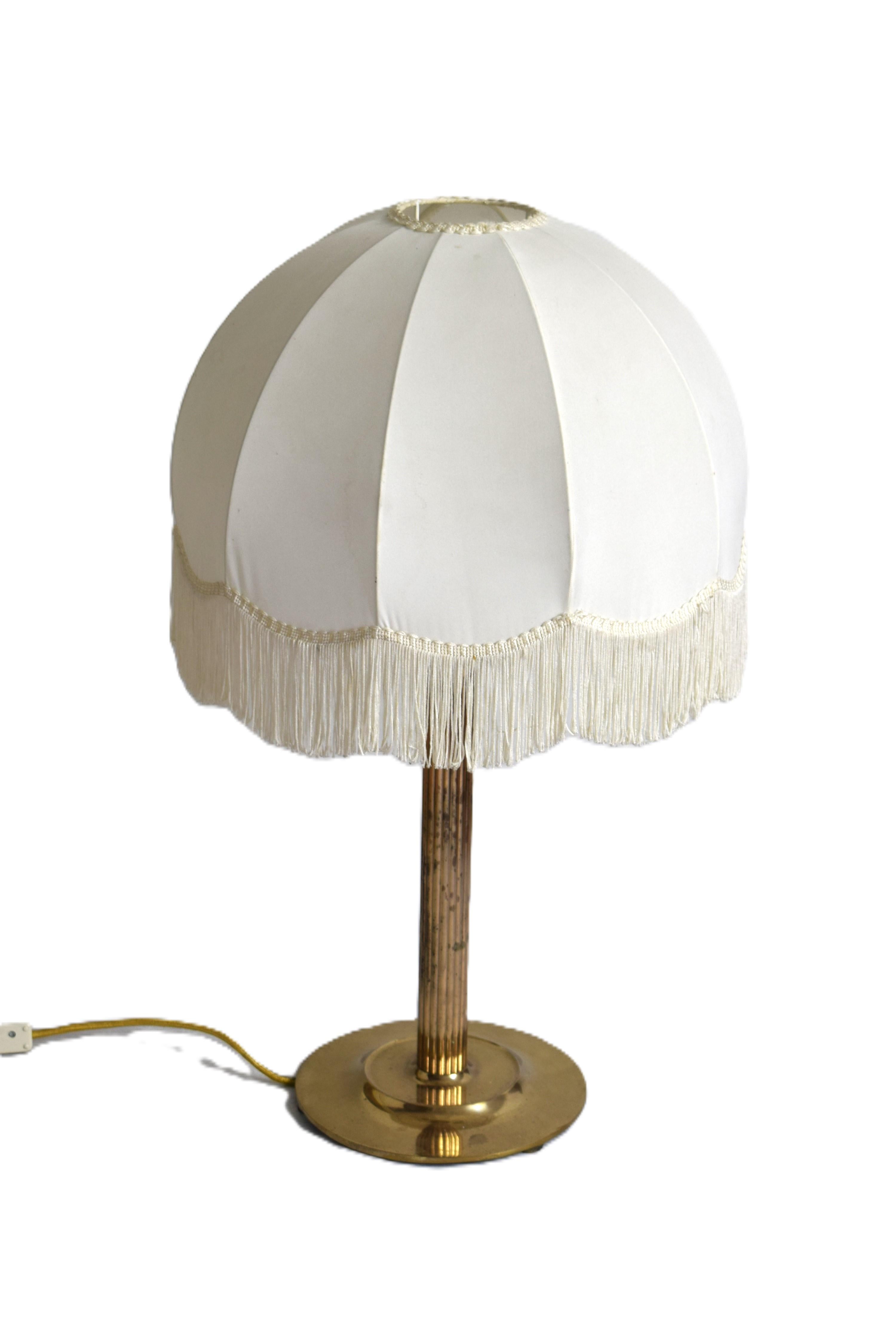 Josef Hoffmann, lámpara de sobremesa de seda y latón, Villa Primavesi Art Nouveau en venta