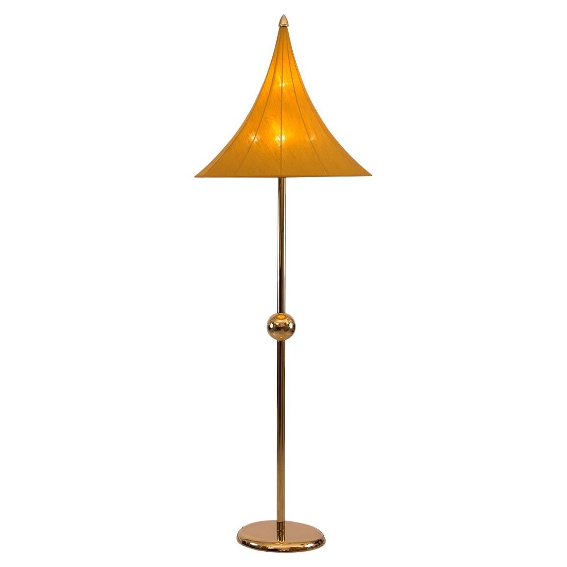 Stehlampe/Stehlampe aus Messing und Seide aus der Wiener Werkstaette von Josef Hoffmann, Jugendstil im Angebot