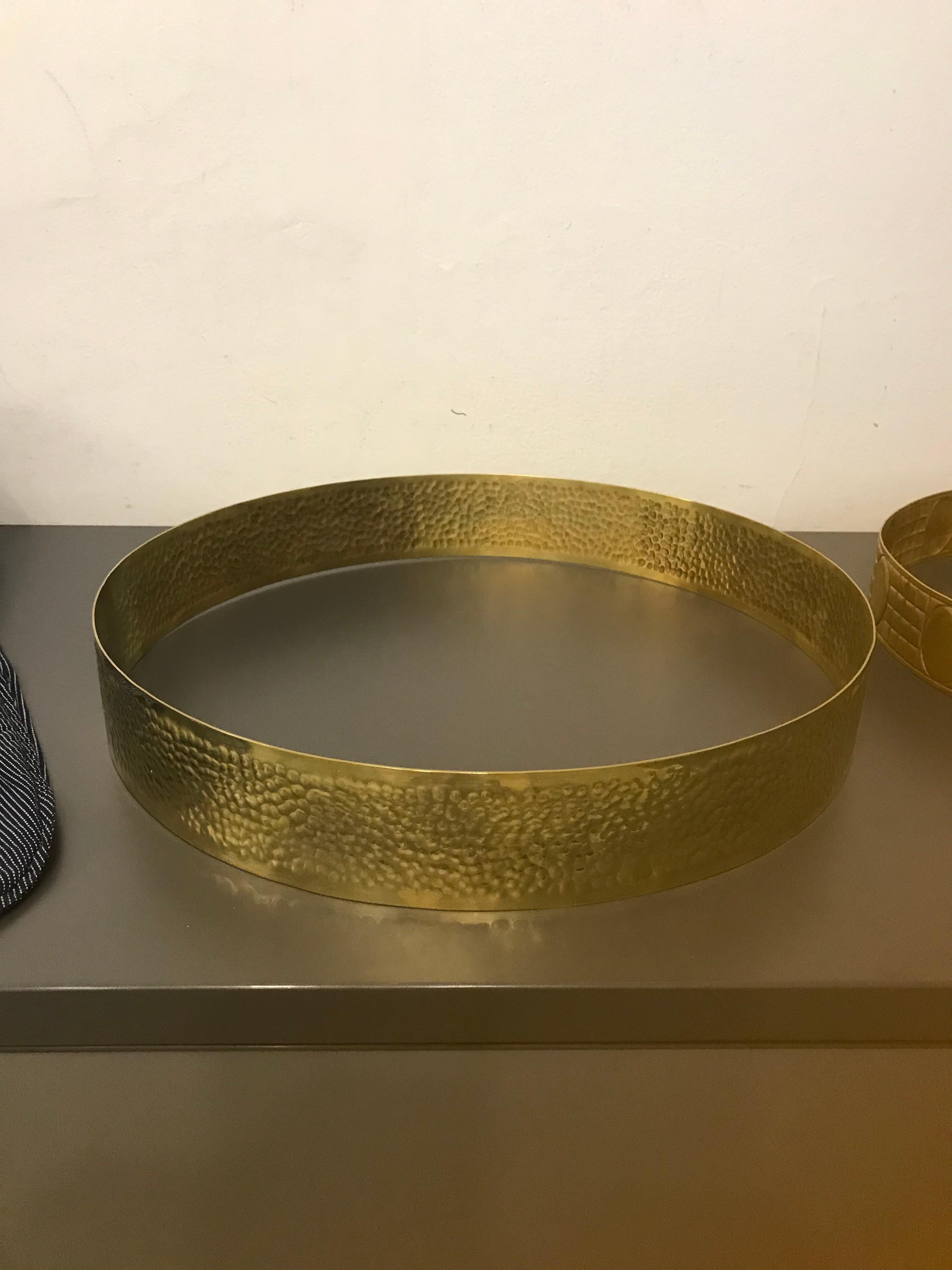 Una lampada a sospensione con boccioli di rosa cesellati sul bordo, appendini in vetro e tessuto nel colore richiesto. Archivio Comp WW, Museo di Arti Applicate di Vienna MAK, Vaso da parete, No. S 2243, Expertise Dorotheum Wien, Auktion Design, 14