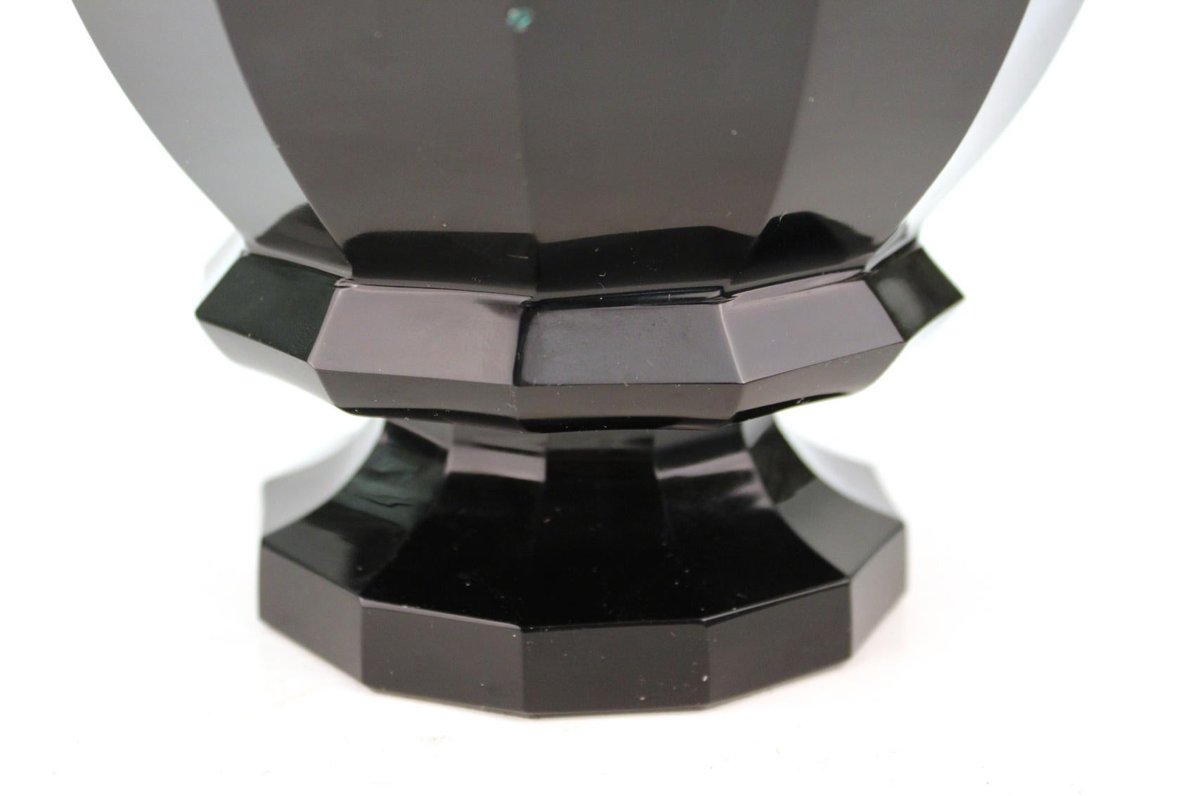 Josef Hoffmann Wiener Werkstatte Glass Vase in Dark Green 2