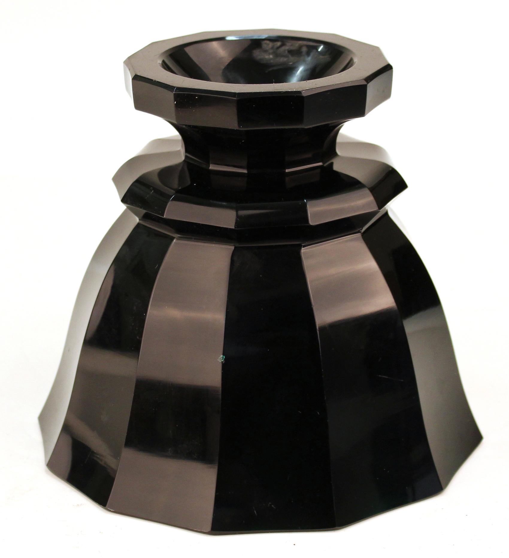 Josef Hoffmann Wiener Werkstatte Glass Vase in Dark Green In Good Condition In Astoria, NY