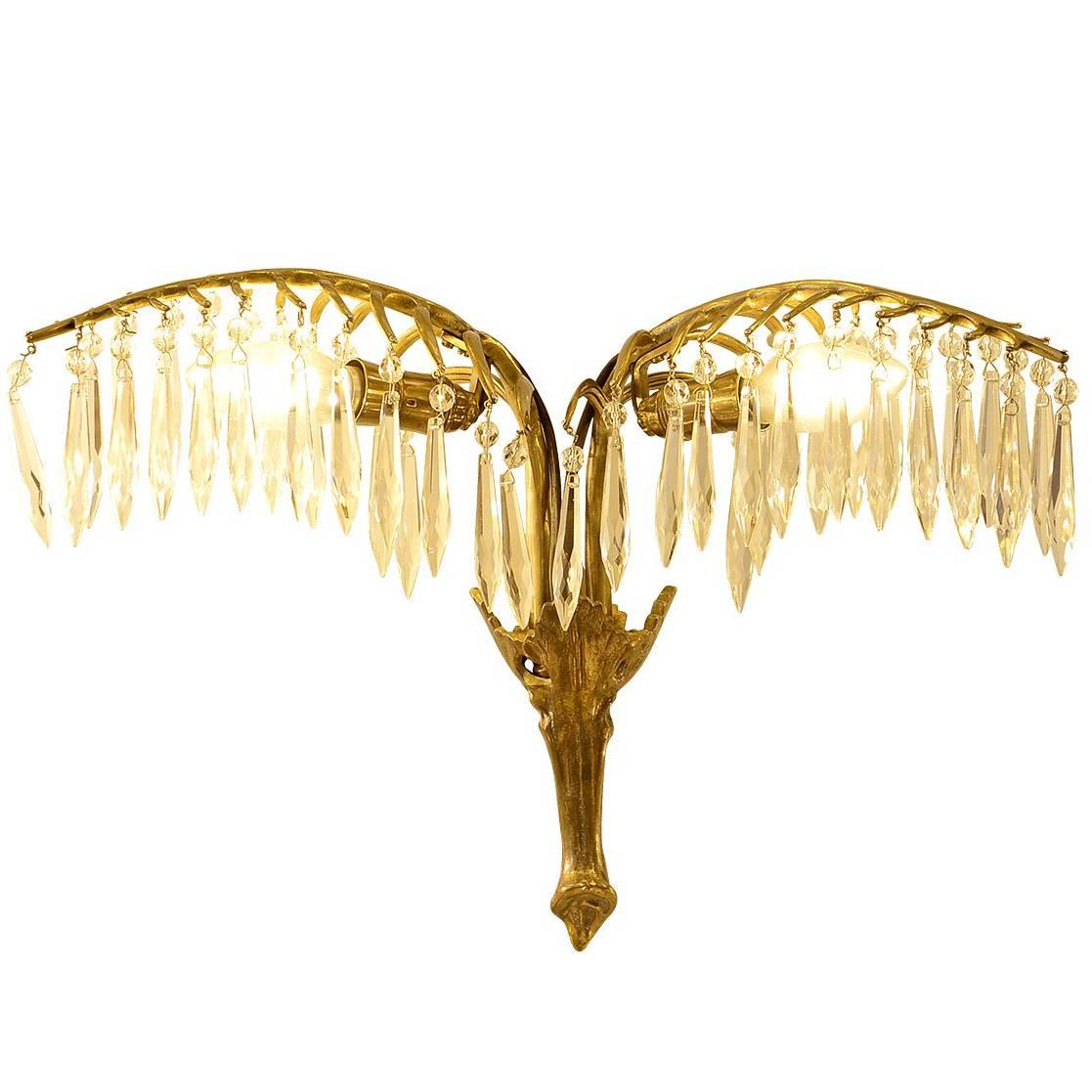 In addition to the magnificent Palme chandelier
Solid brass, centrifugal casting in rubber-mould, crystal-glass.

All components according to the UL regulations, with an additional charge we will UL-list and label our fixtures.