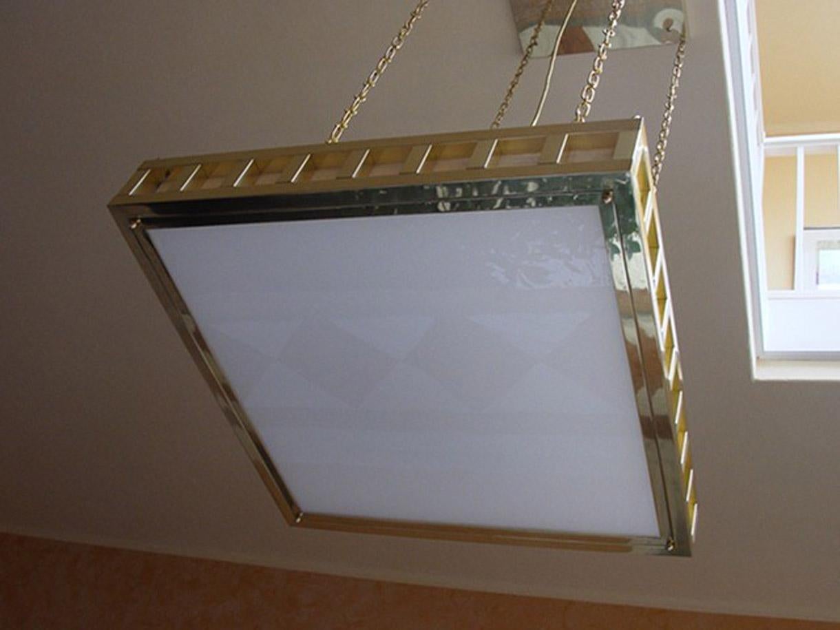 Ottone Ciondolo Josef Hoffmann Wiener Werkstätte, Edizione Re in vendita