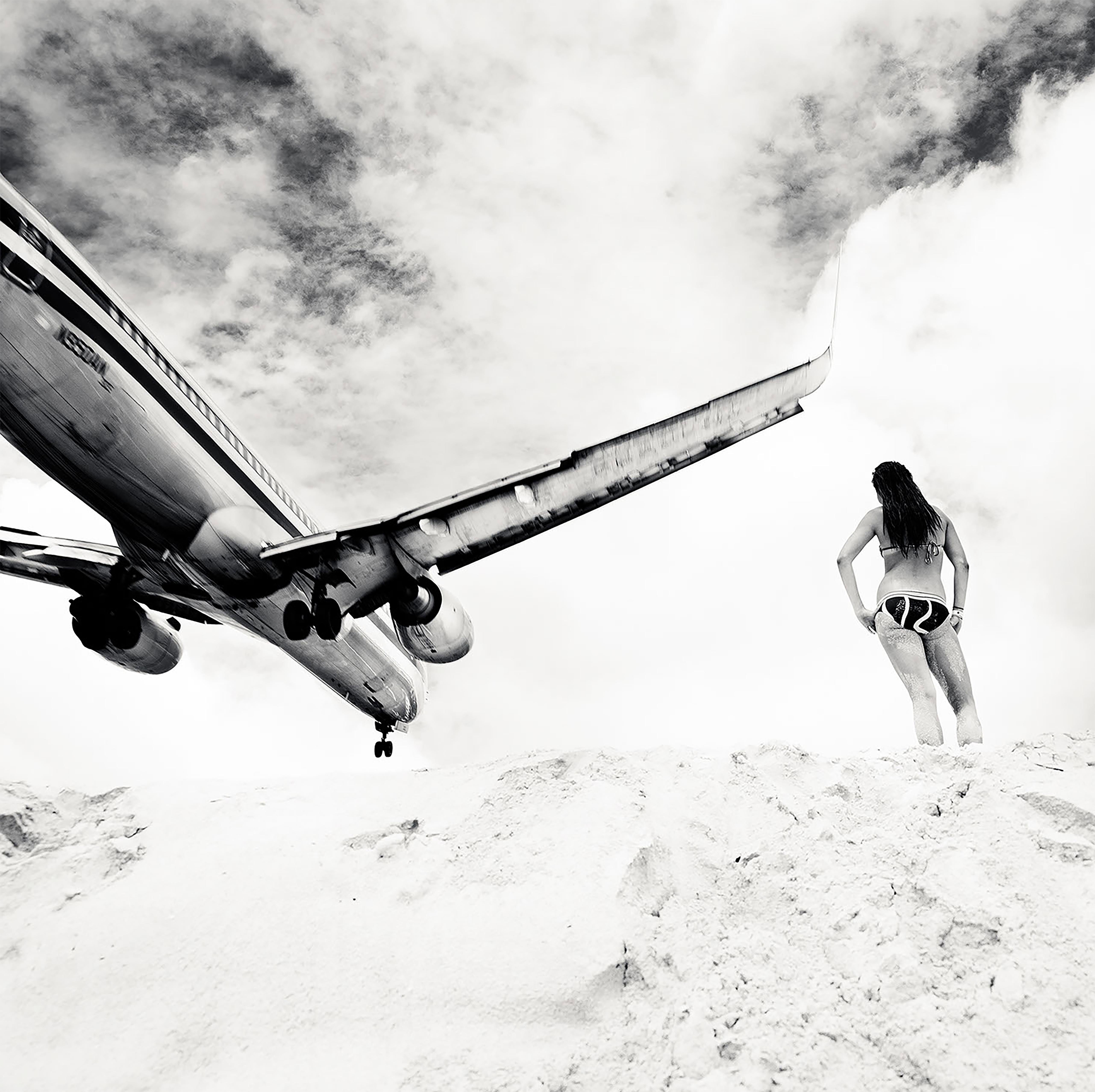 Josef Hoflehner Black and White Photograph - Jet AirLiner #09