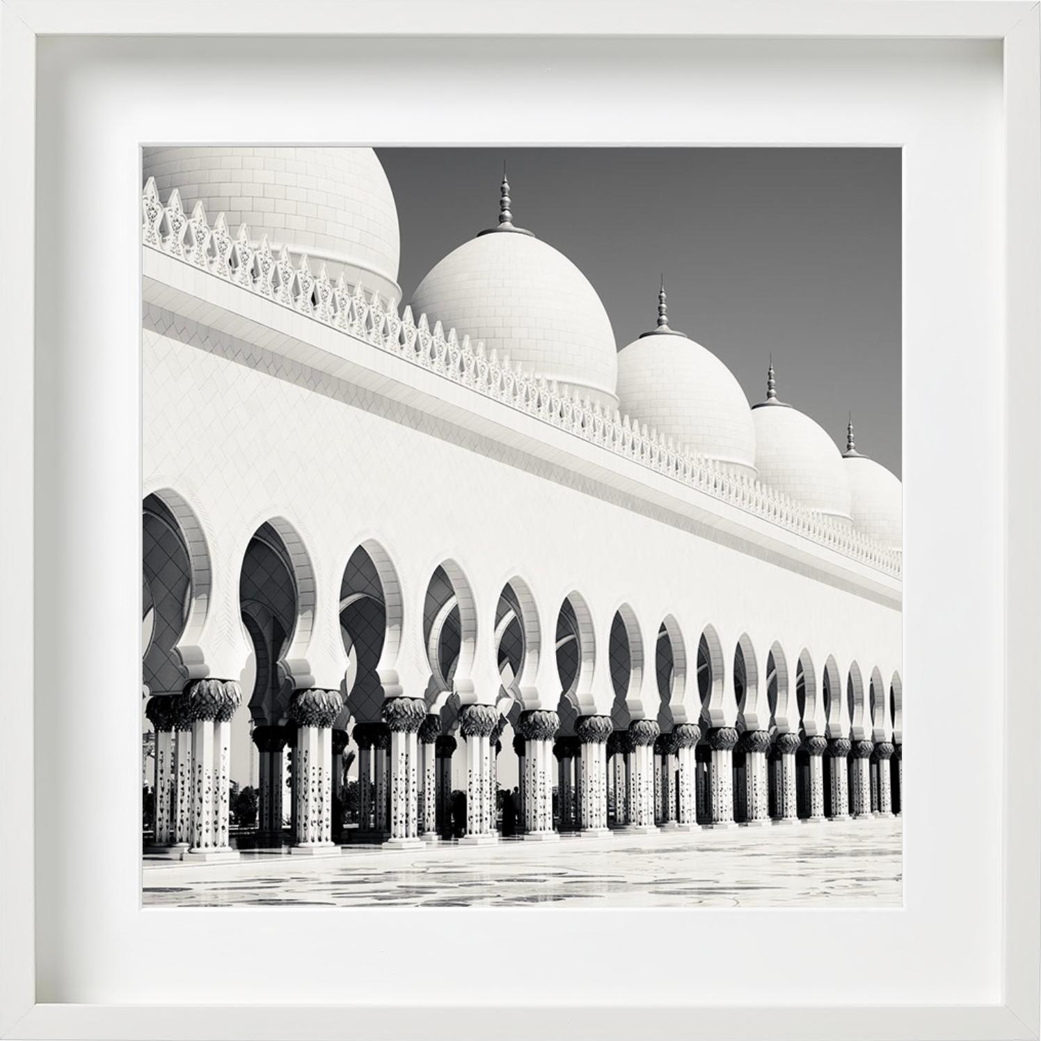 Sheikh Zayed Mosque, Studie 7, Abu Dhabi,  UAE, Kunstfotografie, 2009 – Photograph von Josef Hoflehner