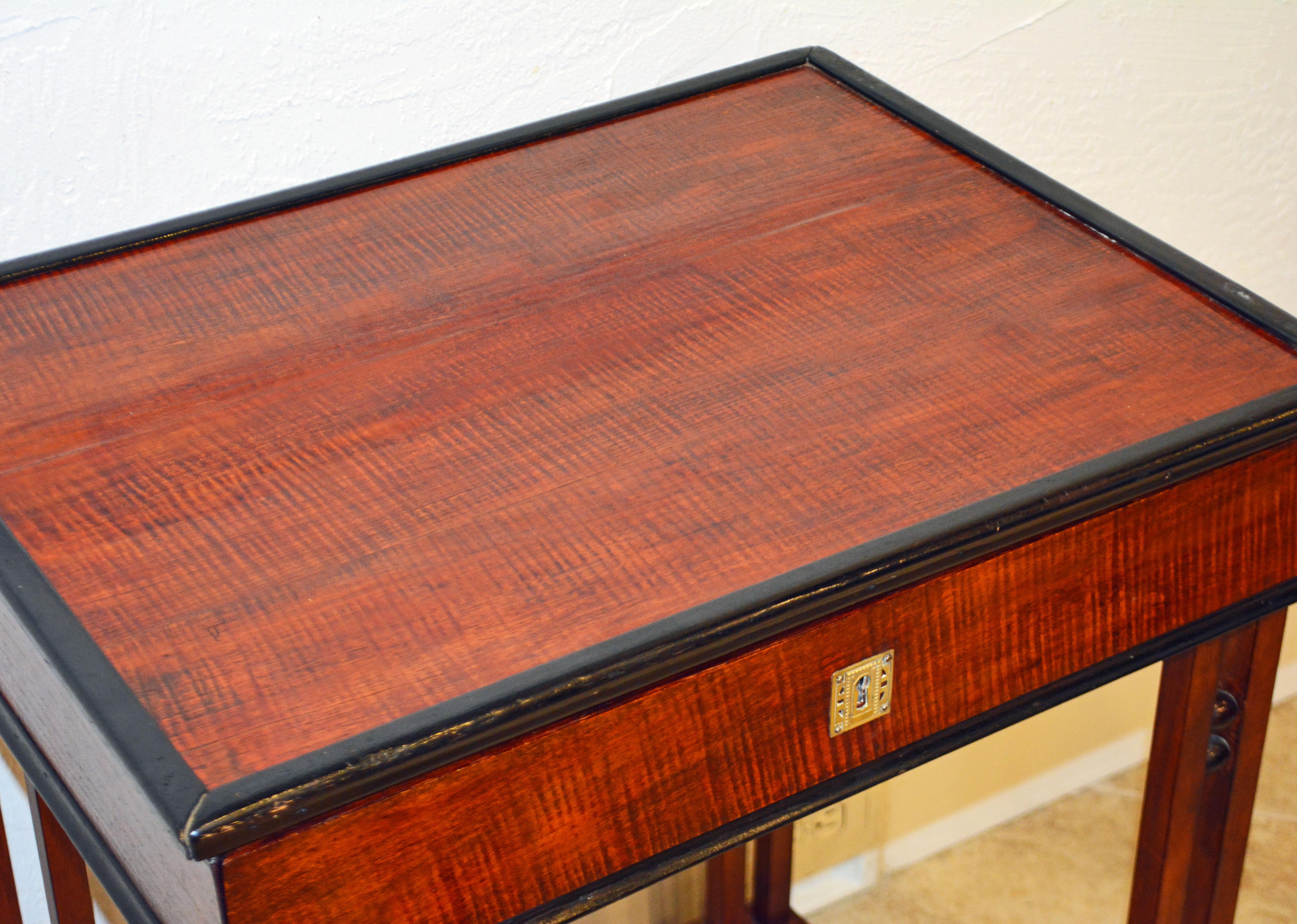 Josef Hofmann Secessionist Wiener Werkstatte Tiger Maple Side Table, circa 1900 5