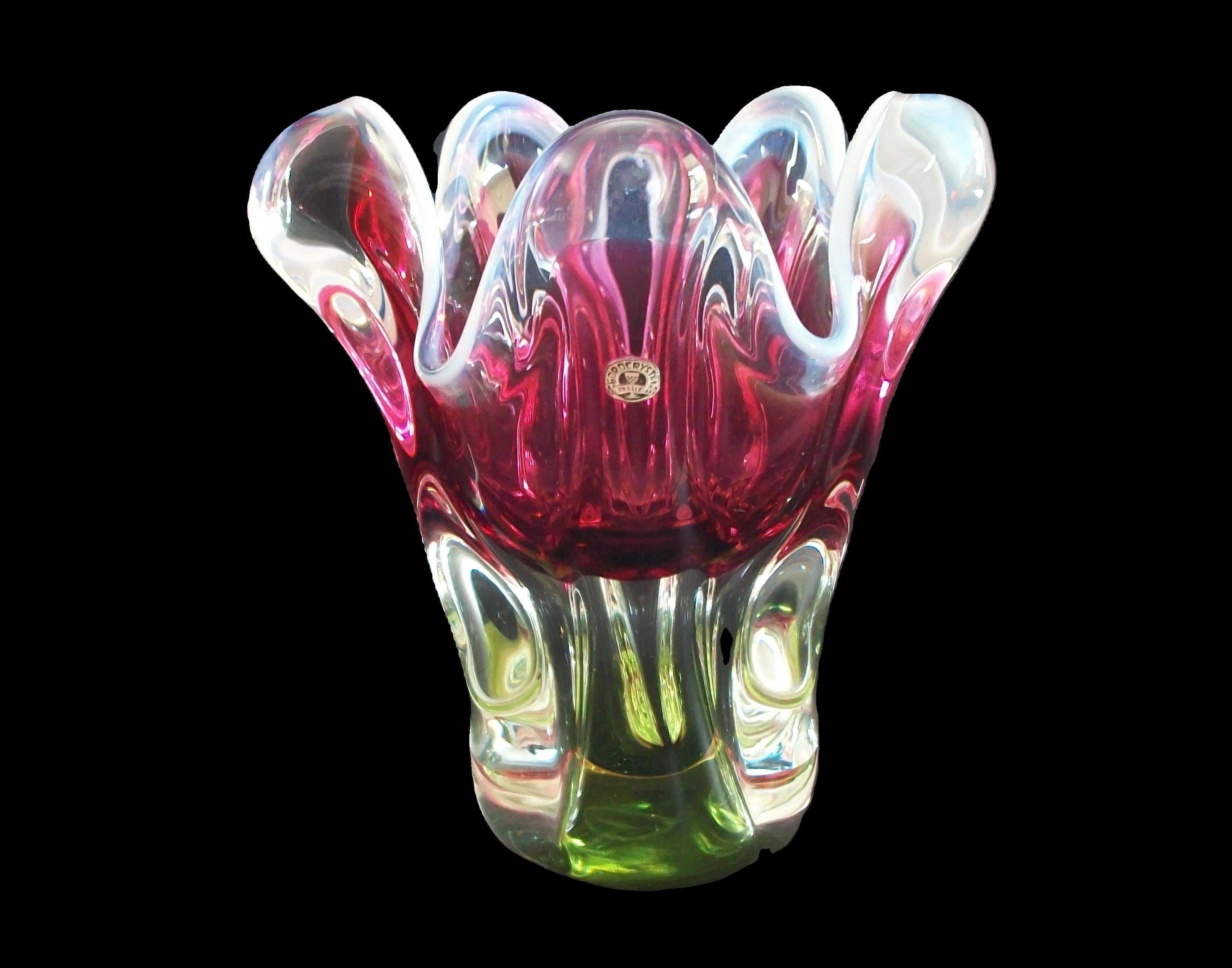 JOSEF HOSPODKA (Designer) - BOROCRYSTAL (Manufacturer) - Fine quality Mid Century glass vase - heavy tri-color glass featuring a bulbous five prong design at the rim - polished finish - flat polished base - signed (original label affixed to the
