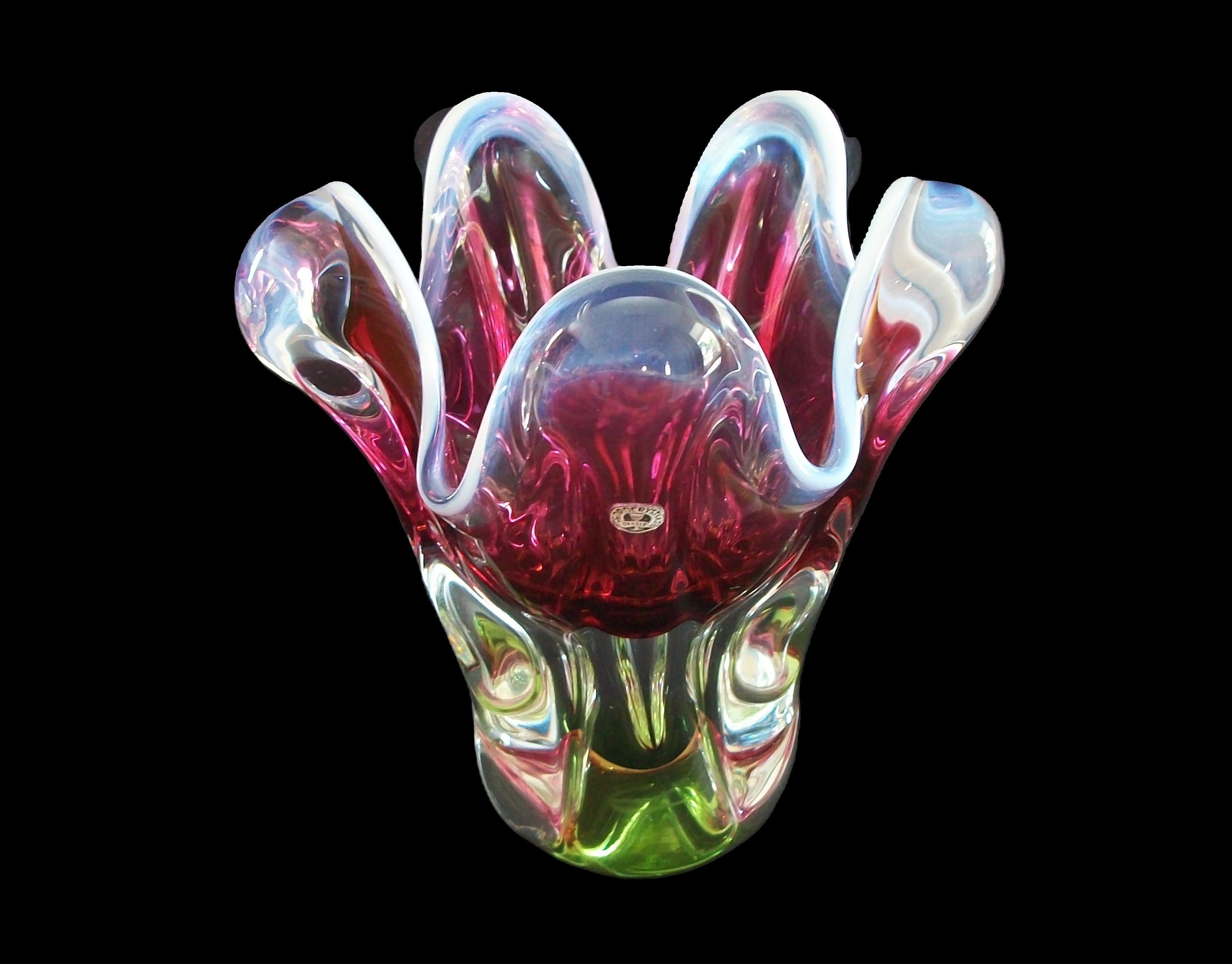 JOSEF HOSPODKA - BOROCRYSTAL - Mid Century Glass Vase - Czechia - Circa 1950 Checo en venta