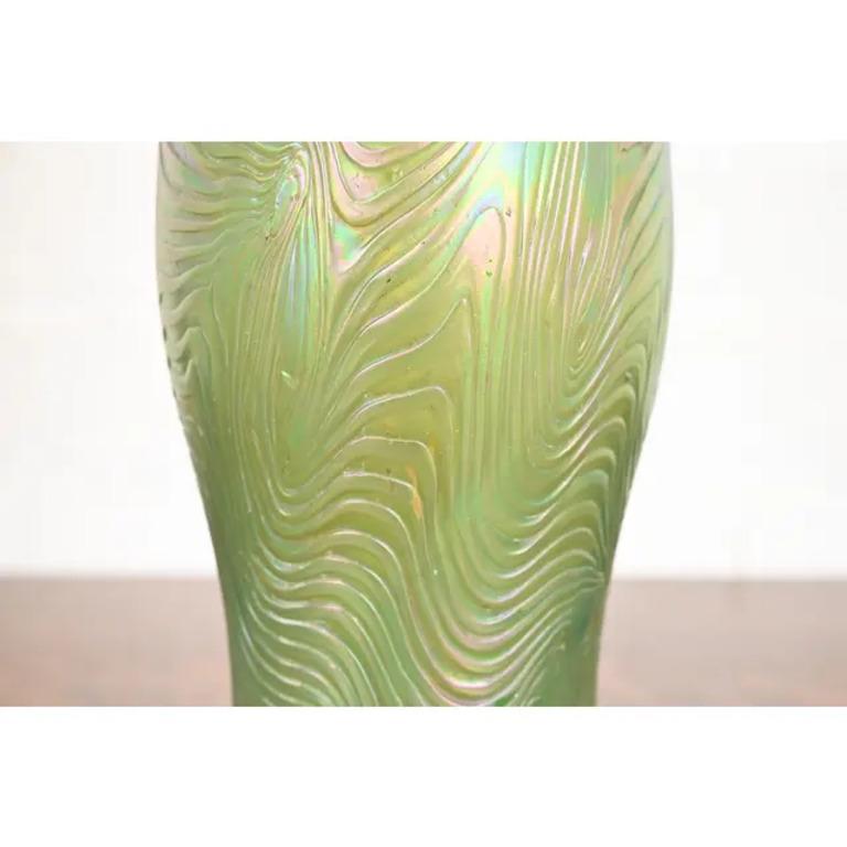 Vaso in vetro artistico iridescente in stile Art Nouveau di Josef Rindskopf, CIRCA 1890 in vendita 3