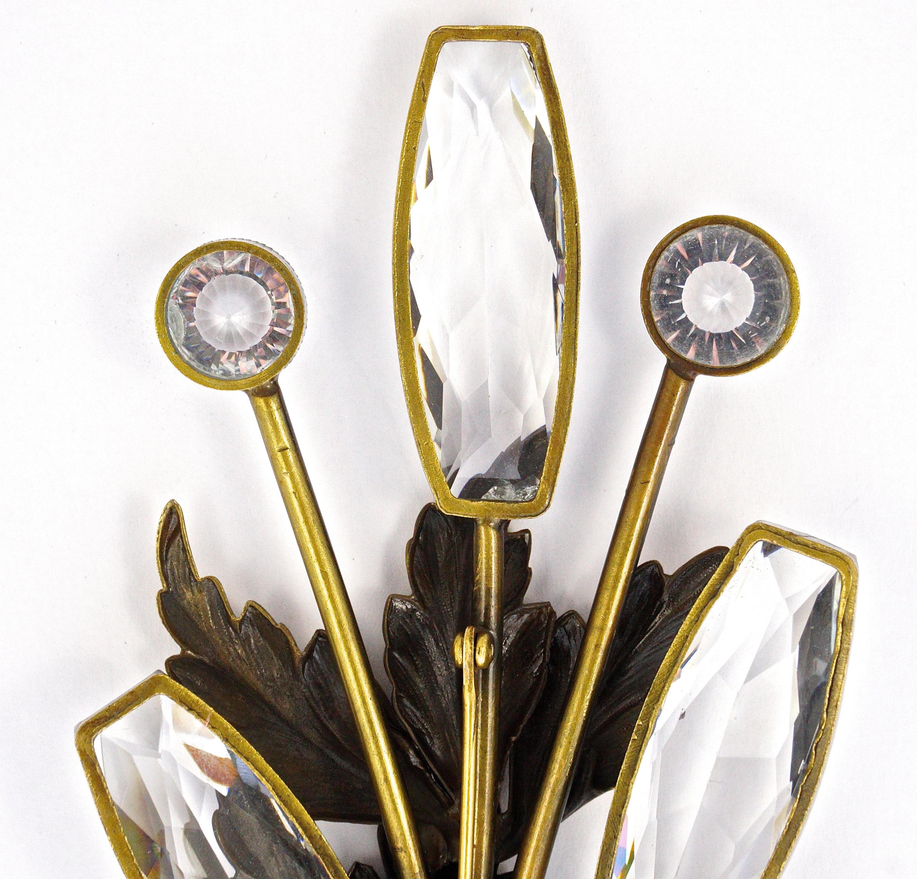 Joseff of Hollywood 1950s Gold Plated Clear Crystal Brooch and Clip On Earrings For Sale 1