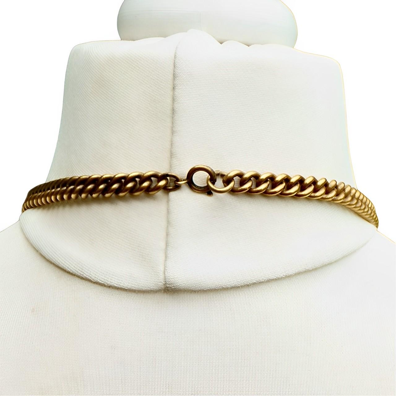 Joseff of Hollywood Collar con Cruz de Cristal Transparente Chapado en Oro Años 30 en venta 4
