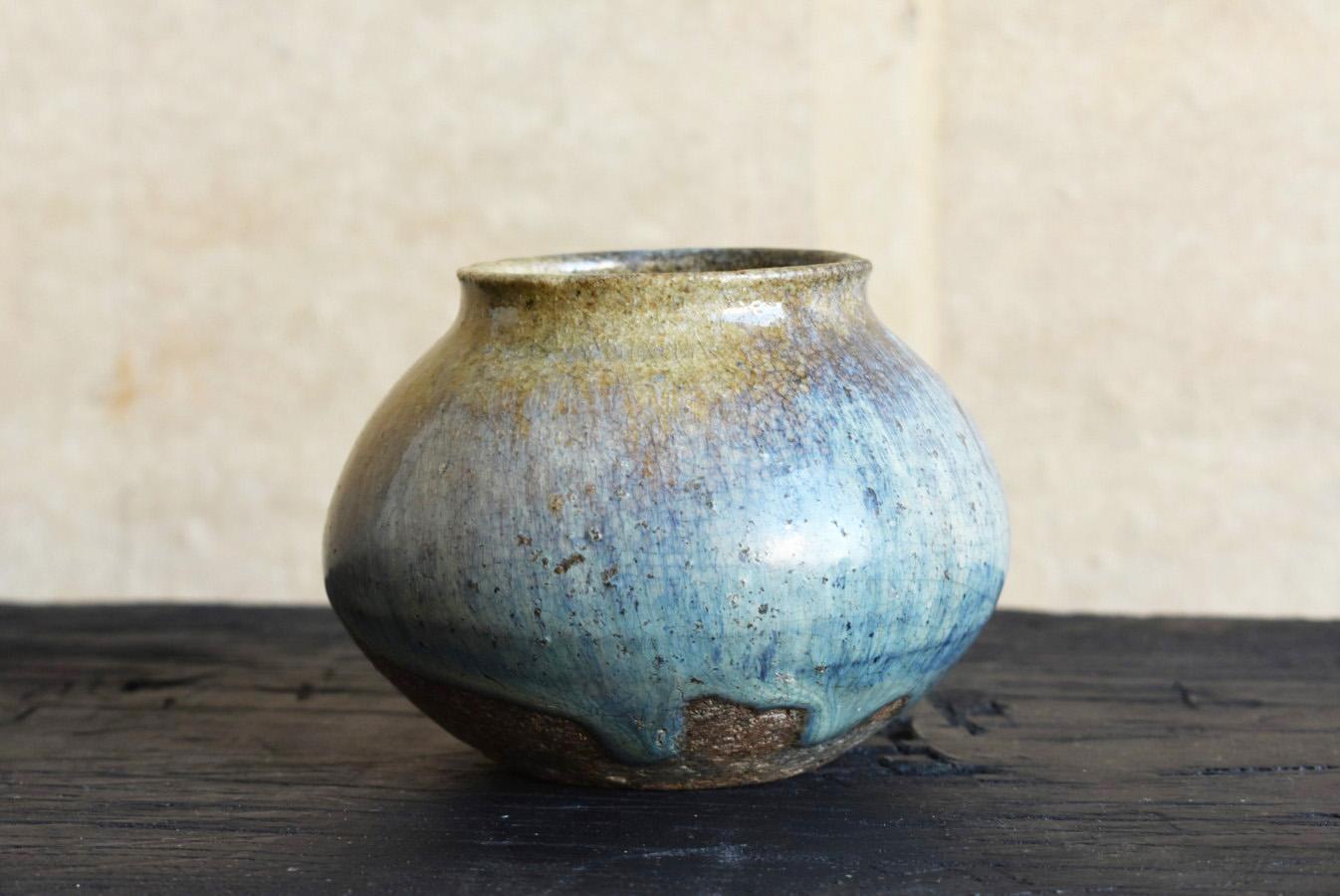 Joseon Dynasty Antique Pottery Small Jar / Beautifully Glazed Korean Vase In Good Condition In Sammu-shi, Chiba