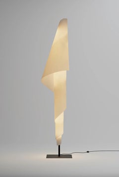 Josep Aregall Alta Costura Floor lamp For Parachilna