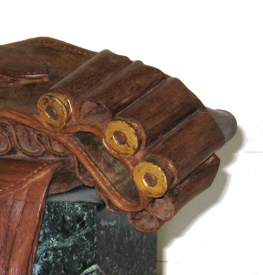 Codina Corona Hunt  cartridge belt. wood. sculpture original realistic - Sculpture by Josep Maria Codina Corona