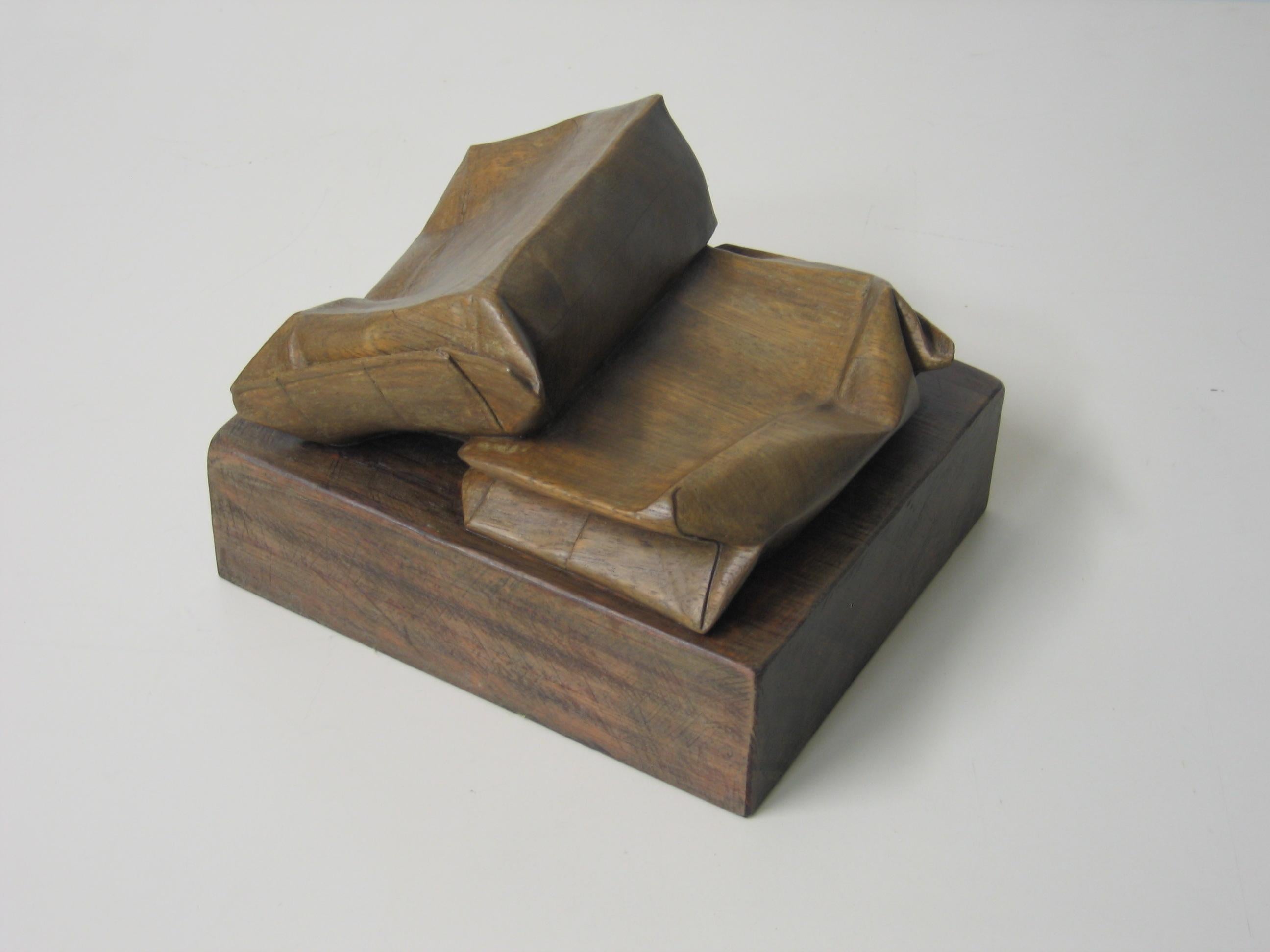 Wunderschöne Holzskulptur der spanischen Künstlerin CODINA CORONA.
Skulptur aus einem Stück Holz ohne übereinanderliegende Teile
Josep Maria Codina Corona (Igualada, 1935 - Barcelona, 2006) war ein katalanischer Bildhauer. Er studierte an der