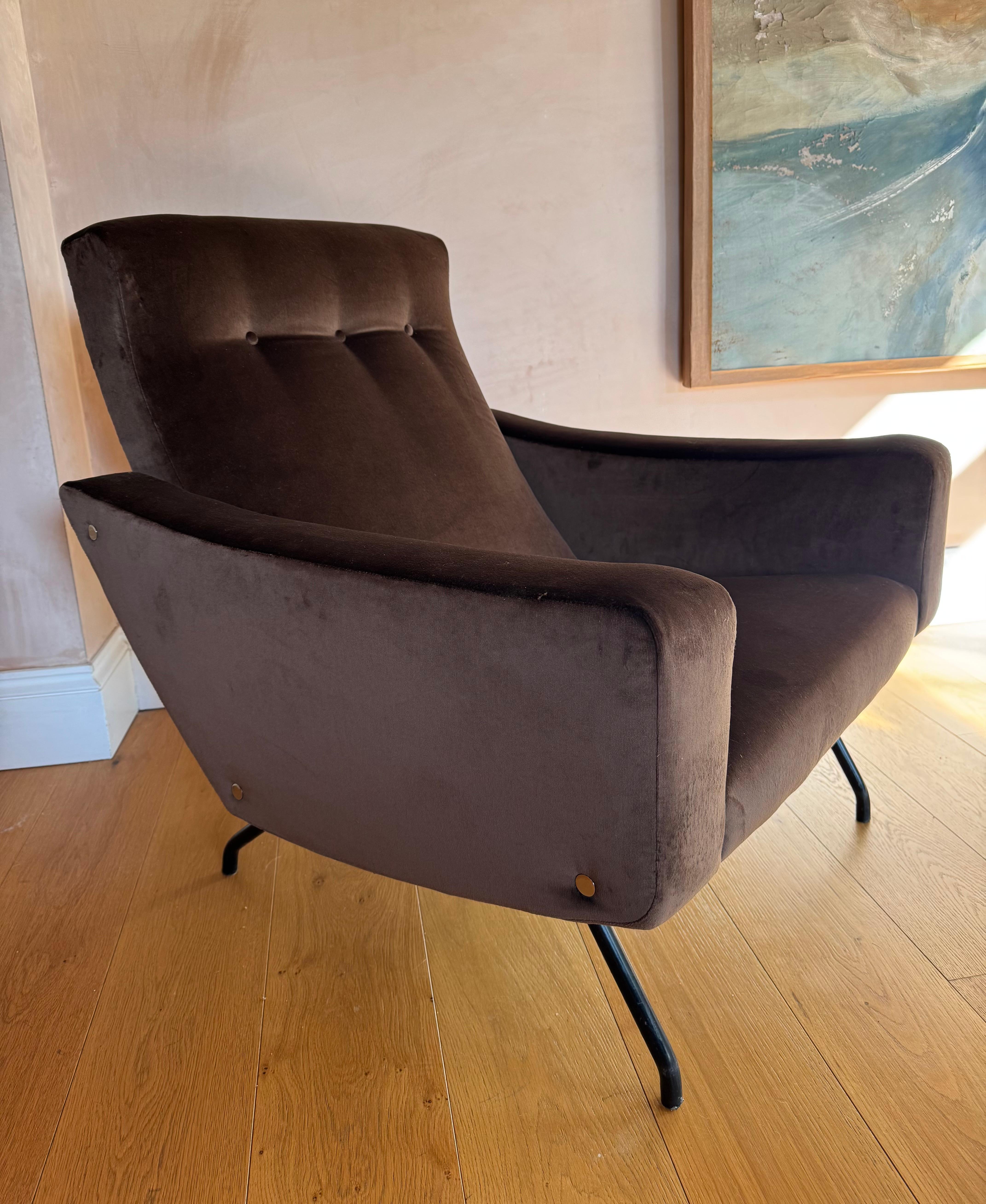 Sillón Joseph- Andre Motte Galion fabricado por Steiner Moderno de mediados de siglo en venta