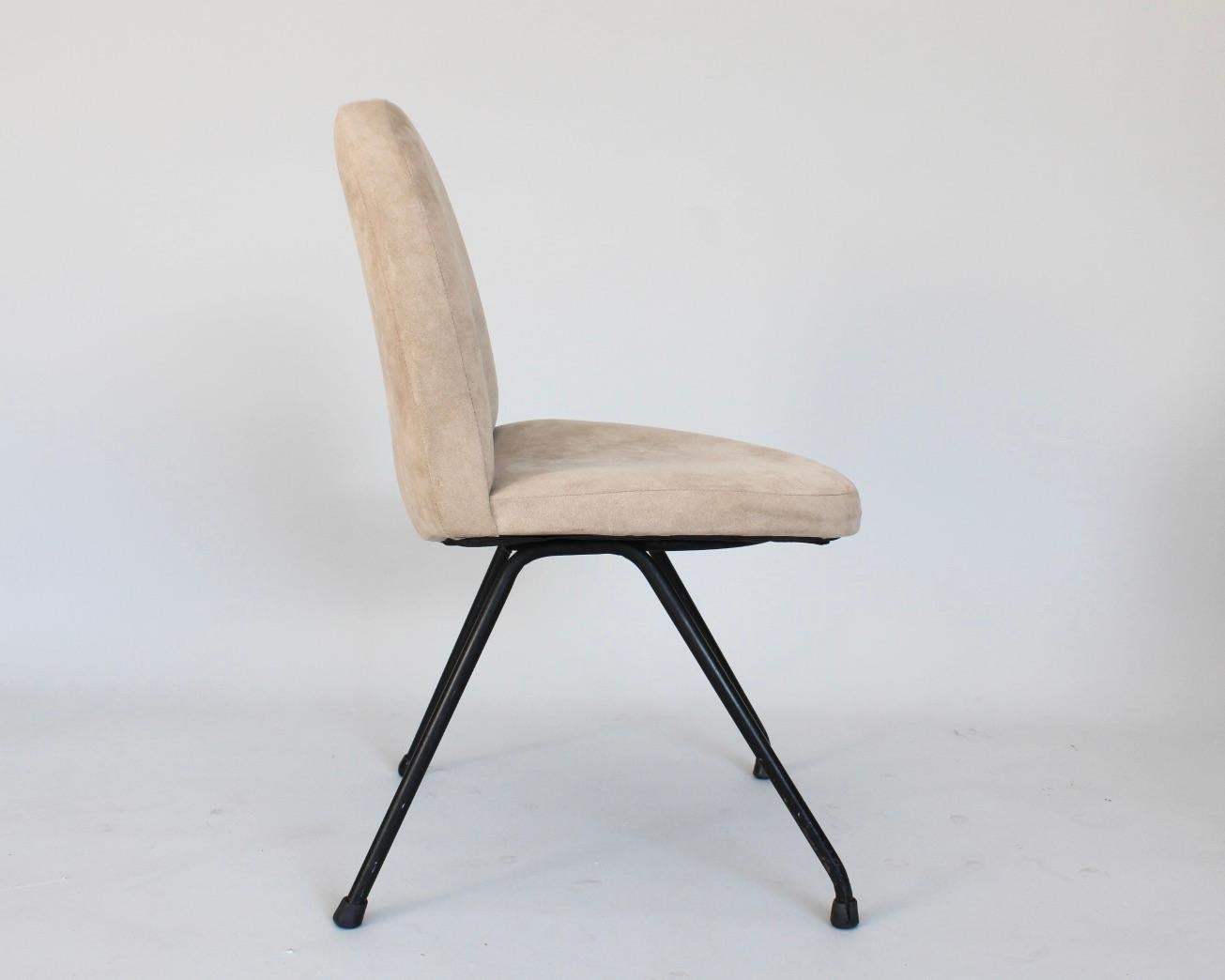 French Joseph-Andre Motte Tongue Model 771 Chairs for Steiner For Sale
