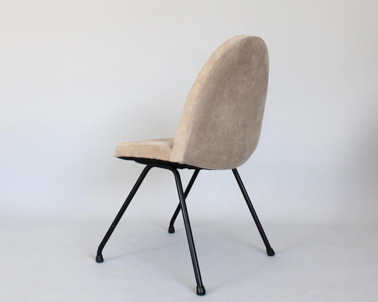 Mid-20th Century Joseph-Andre Motte Tongue Model 771 Chairs for Steiner For Sale