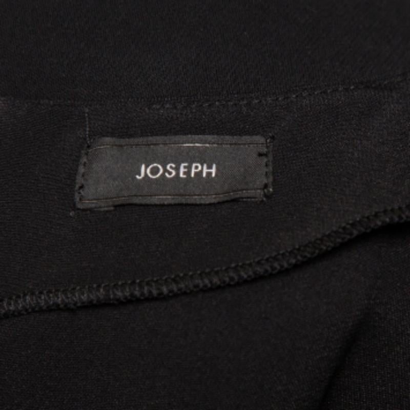 Joseph Black Crepe Neck Tie Detail Sleeveless Noon Top L In Good Condition For Sale In Dubai, Al Qouz 2