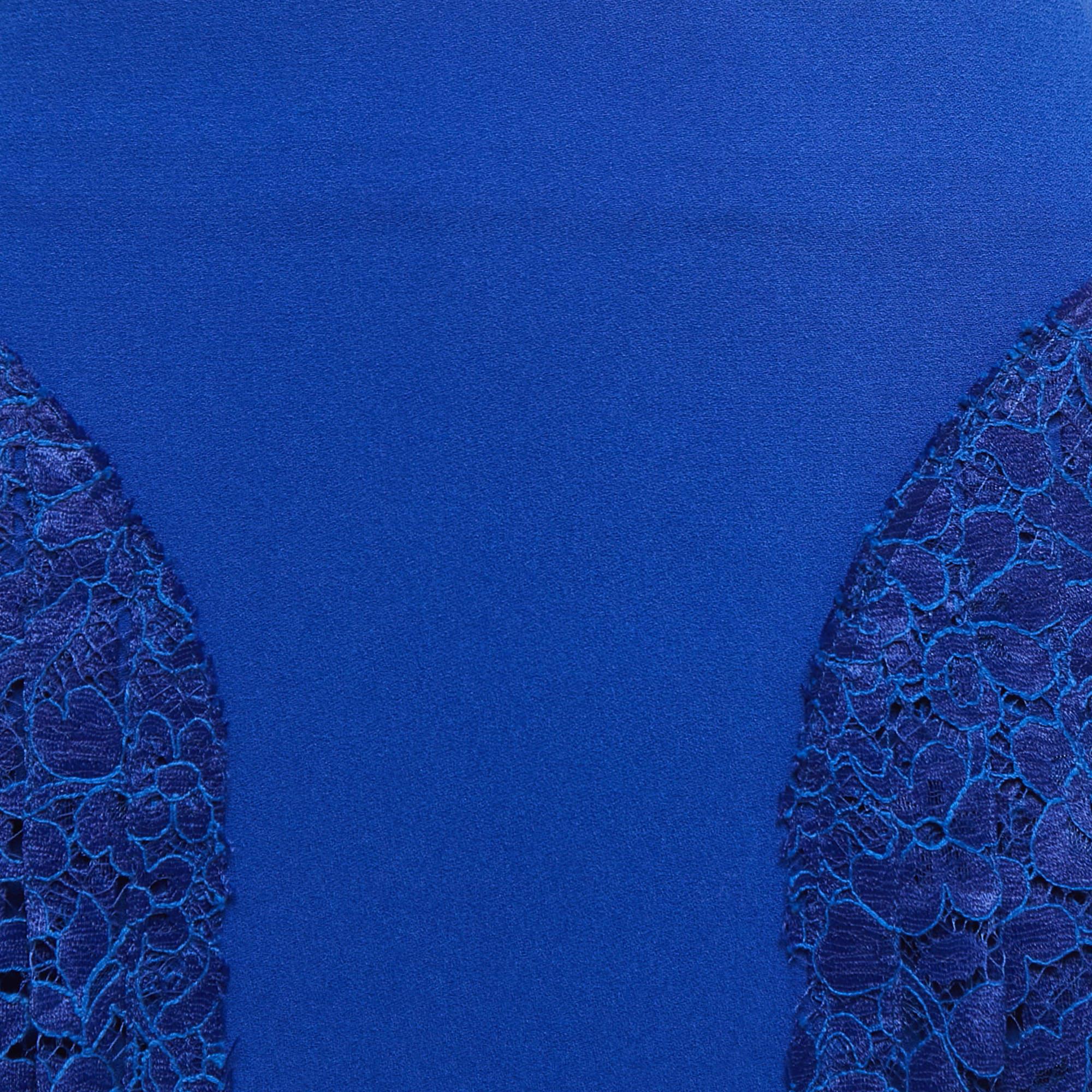 Joseph Blue Crepe & Lace Trim Pleated Short Skirt L In New Condition For Sale In Dubai, Al Qouz 2