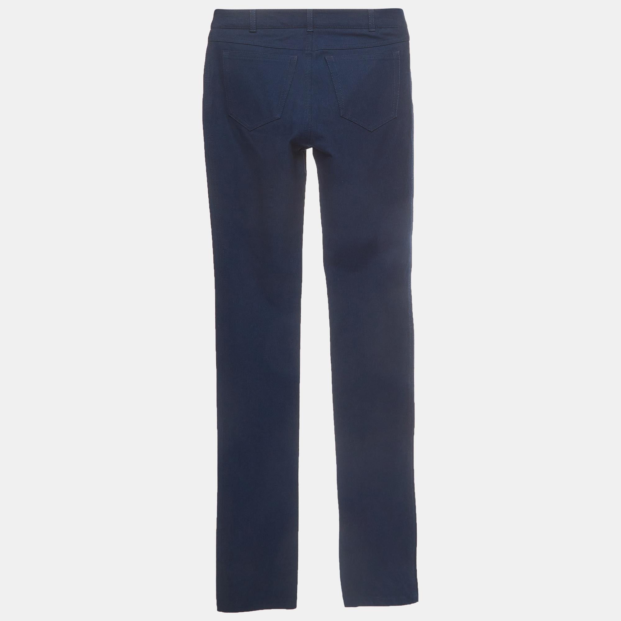 For your workout sessions, lounging around, or just running errands, these jeggings will come in handy multiple times. They are made from quality materials and have a good fit.