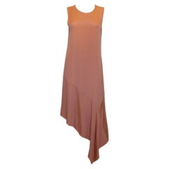 Joseph - Robe en soie rose pâle avec ourlet asymétrique