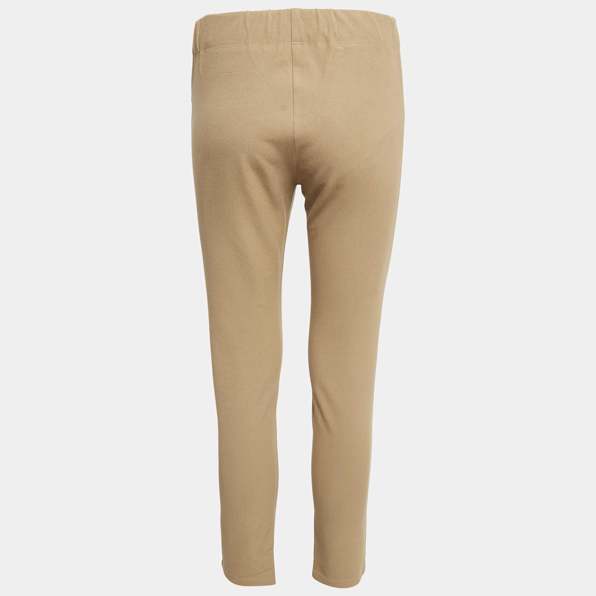 For your workout sessions lounging around or just running errands these leggings will come in handy multiple times. They are made from quality materials and have a good fit.