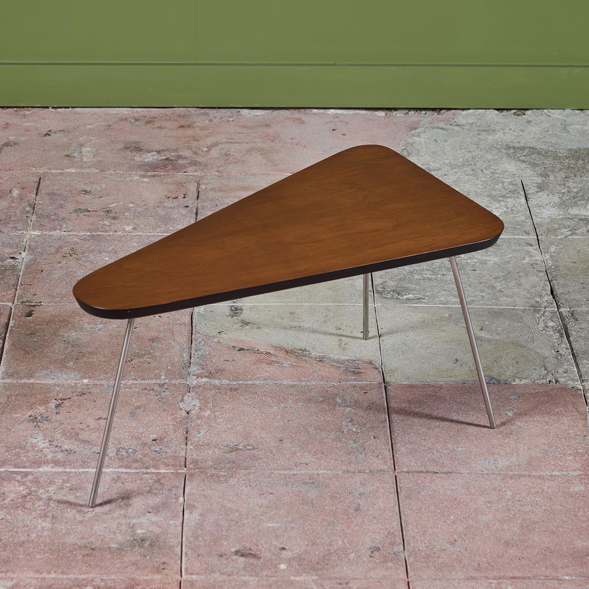 Mid-Century Modern Joseph Carriero Triangular Tripod Side Table for Pine and Barker For Sale
