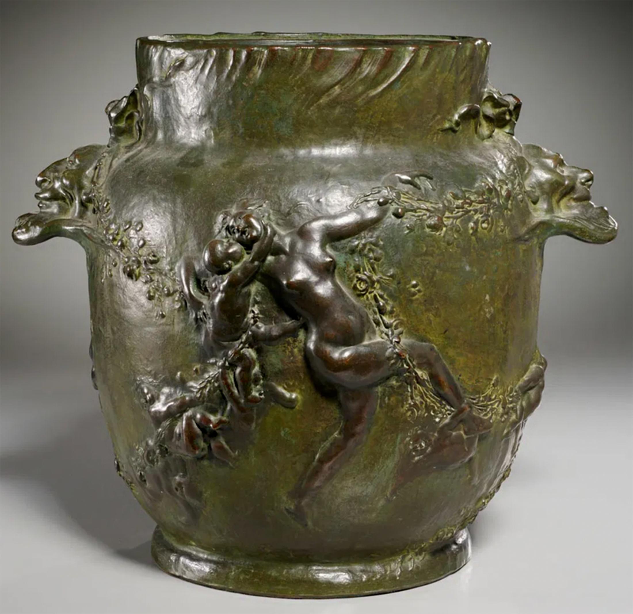 Joseph Cheret  Vase Art nouveau bronze patiné en vente 1