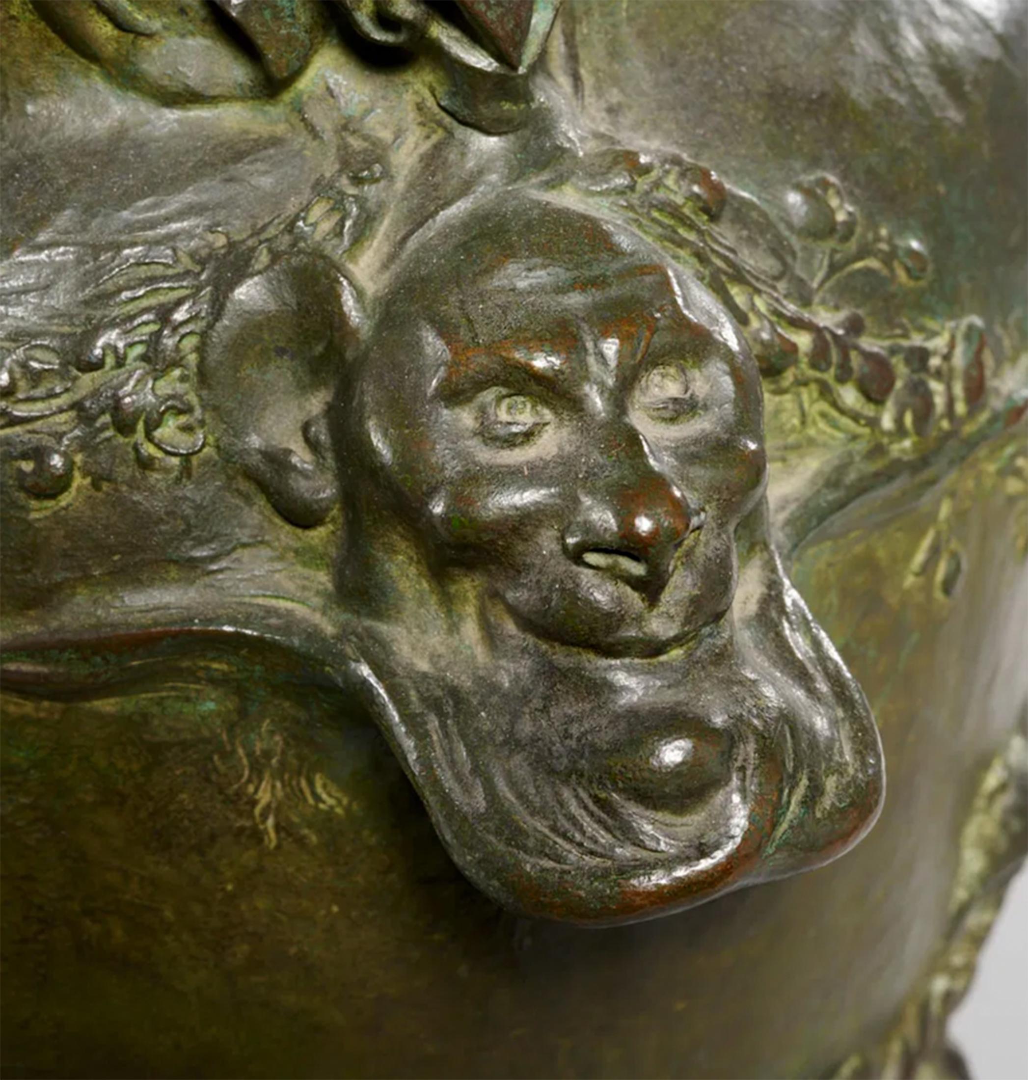 Joseph Cheret  Vase Art nouveau bronze patiné en vente 3
