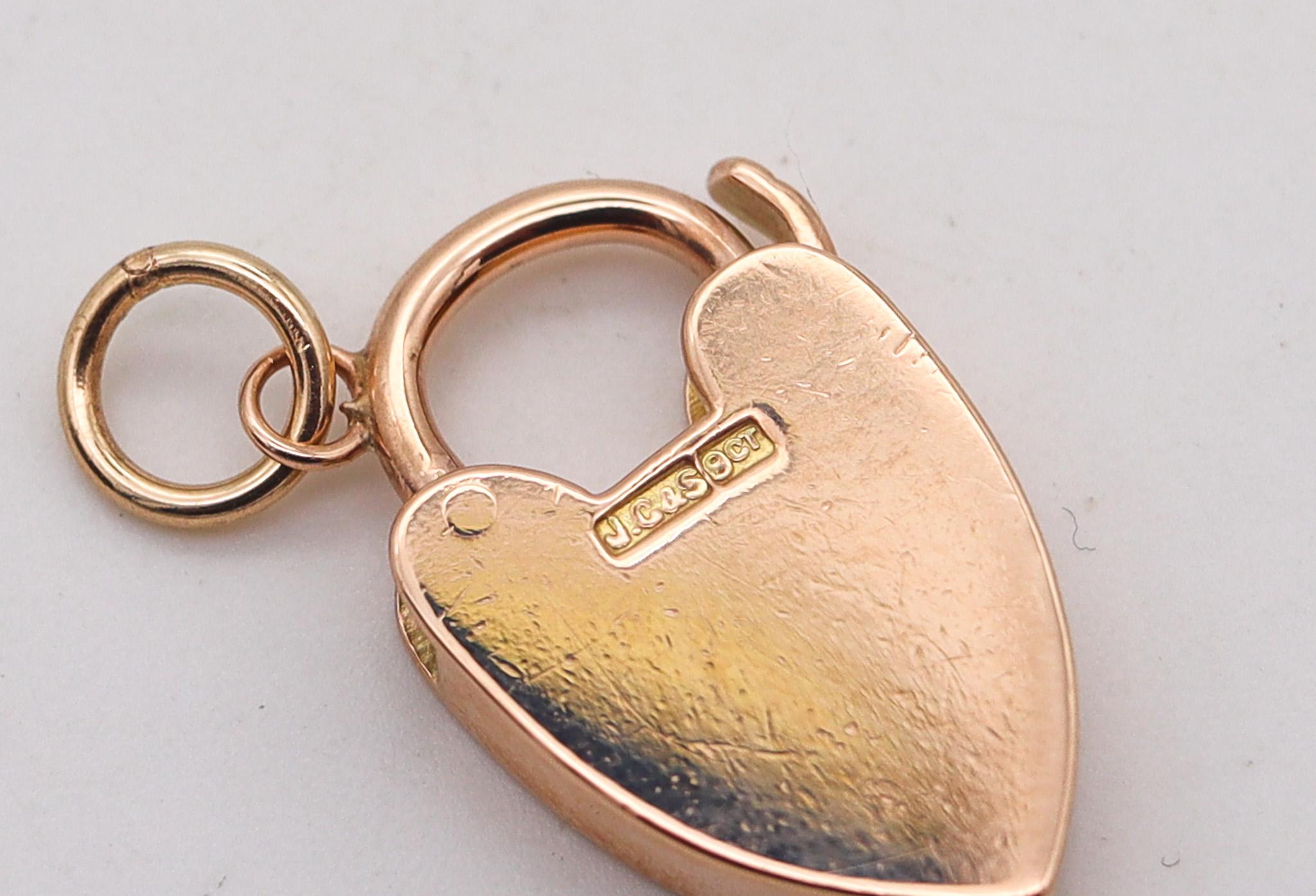 Joseph Cook & Son 1910 Edwardian Heart Shaped Lover Padlock In 9Kt Pink Gold In Excellent Condition For Sale In Miami, FL