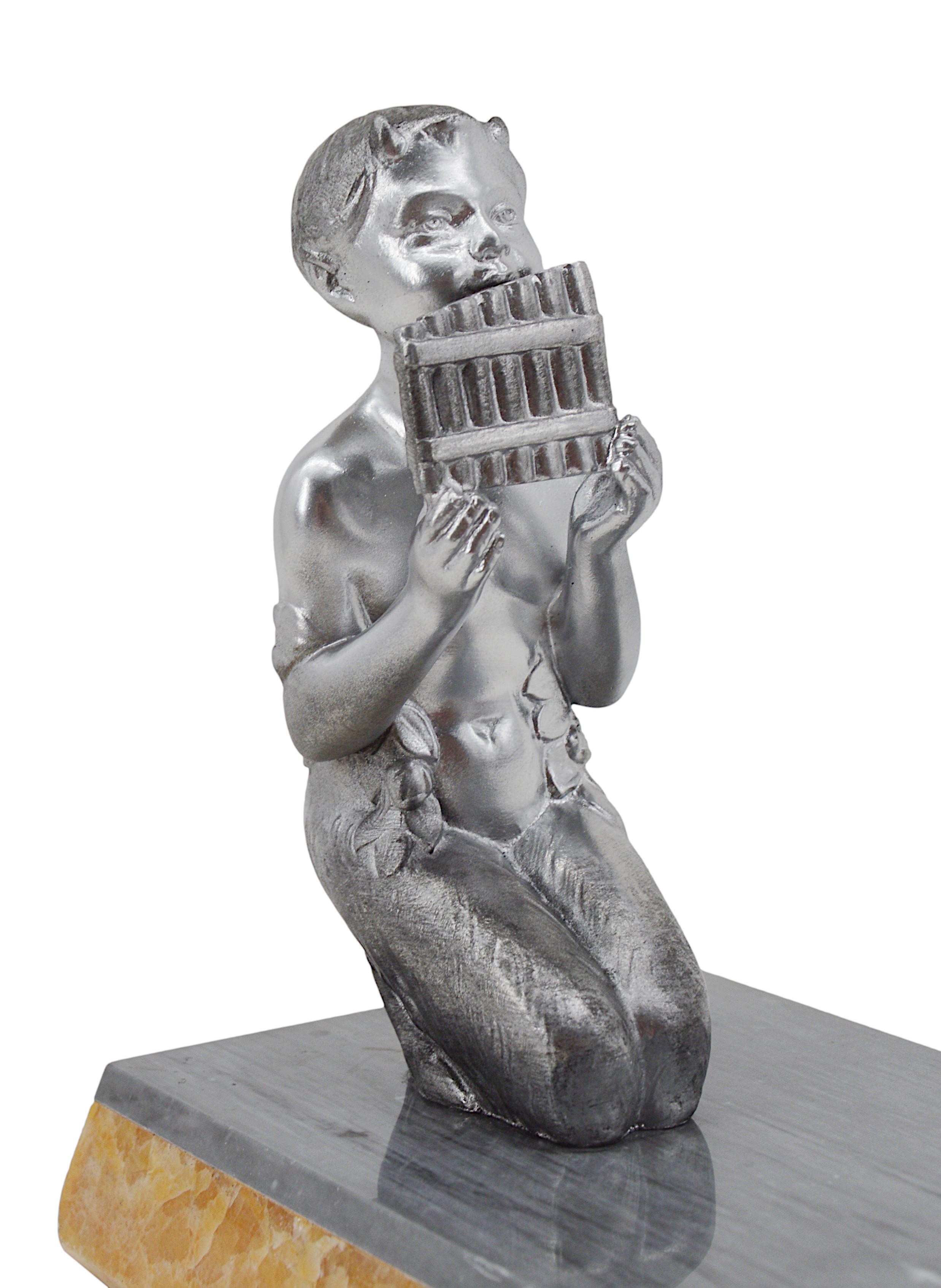Zinc brut Joseph d'Asté Sculpture de pan Art déco français Jeune femme et Dieu, années 1920 en vente