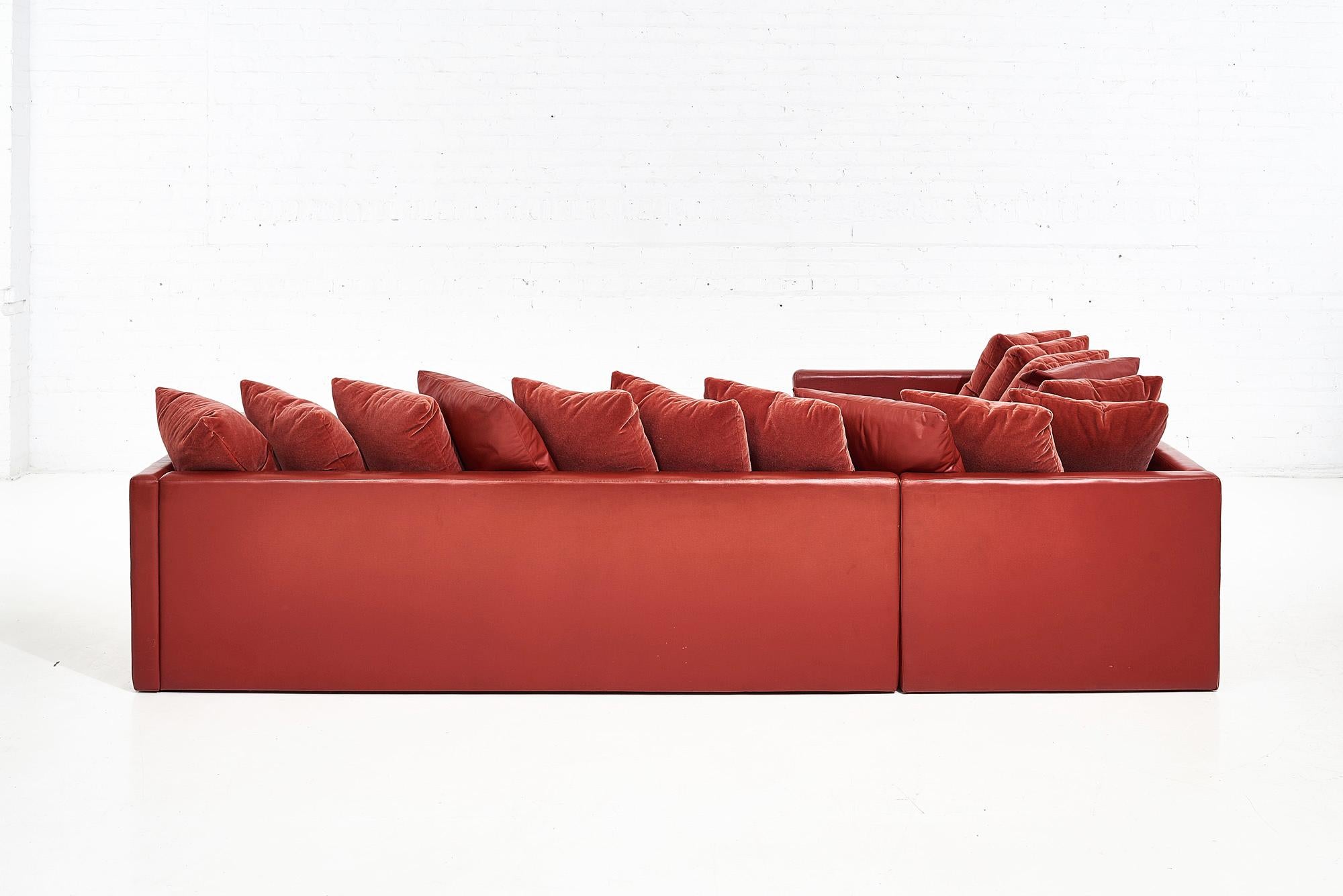 Joseph D'Urso Leather Sectional Sofa, Knoll, 1980 In Good Condition For Sale In Chicago, IL