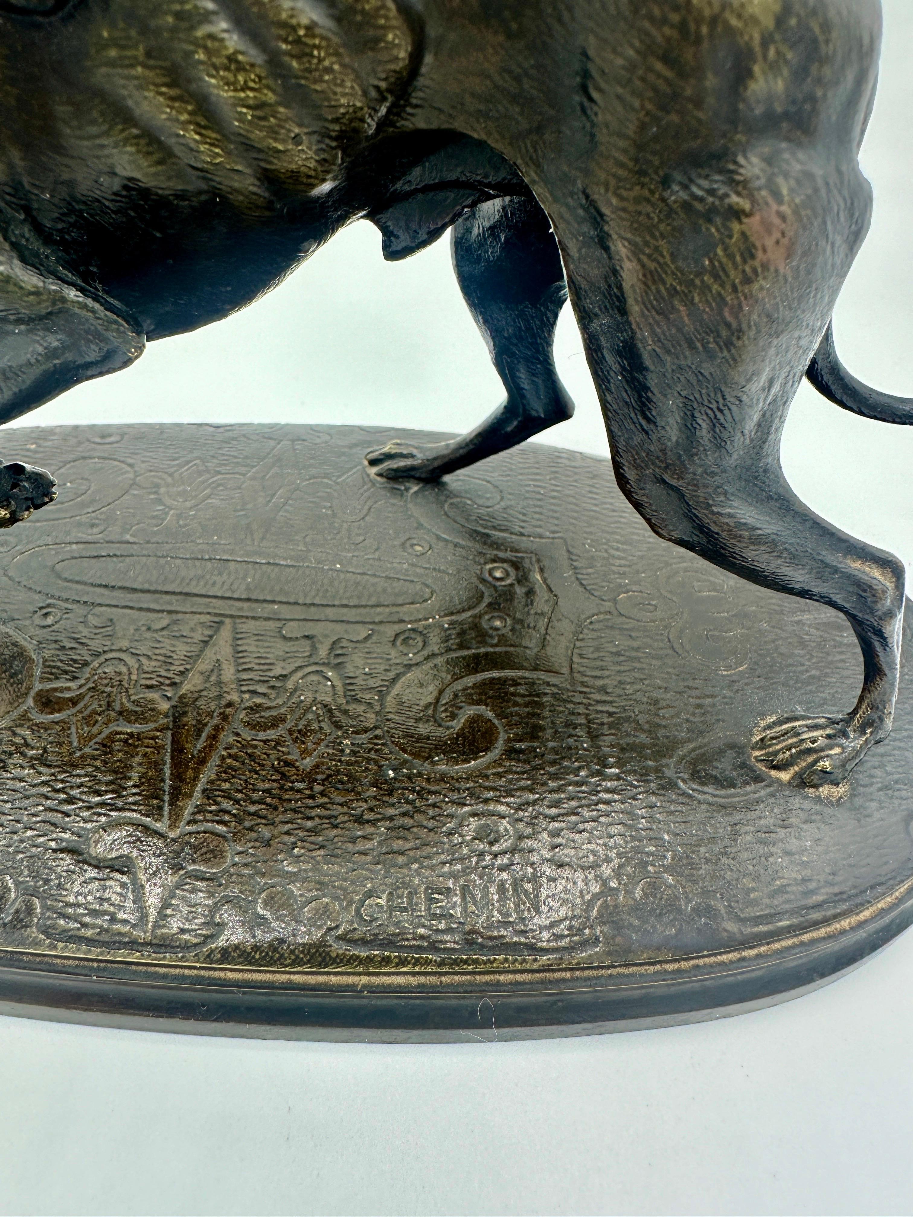 Bronze animalier français du 19e siècle représentant un lévrier  en vente 3