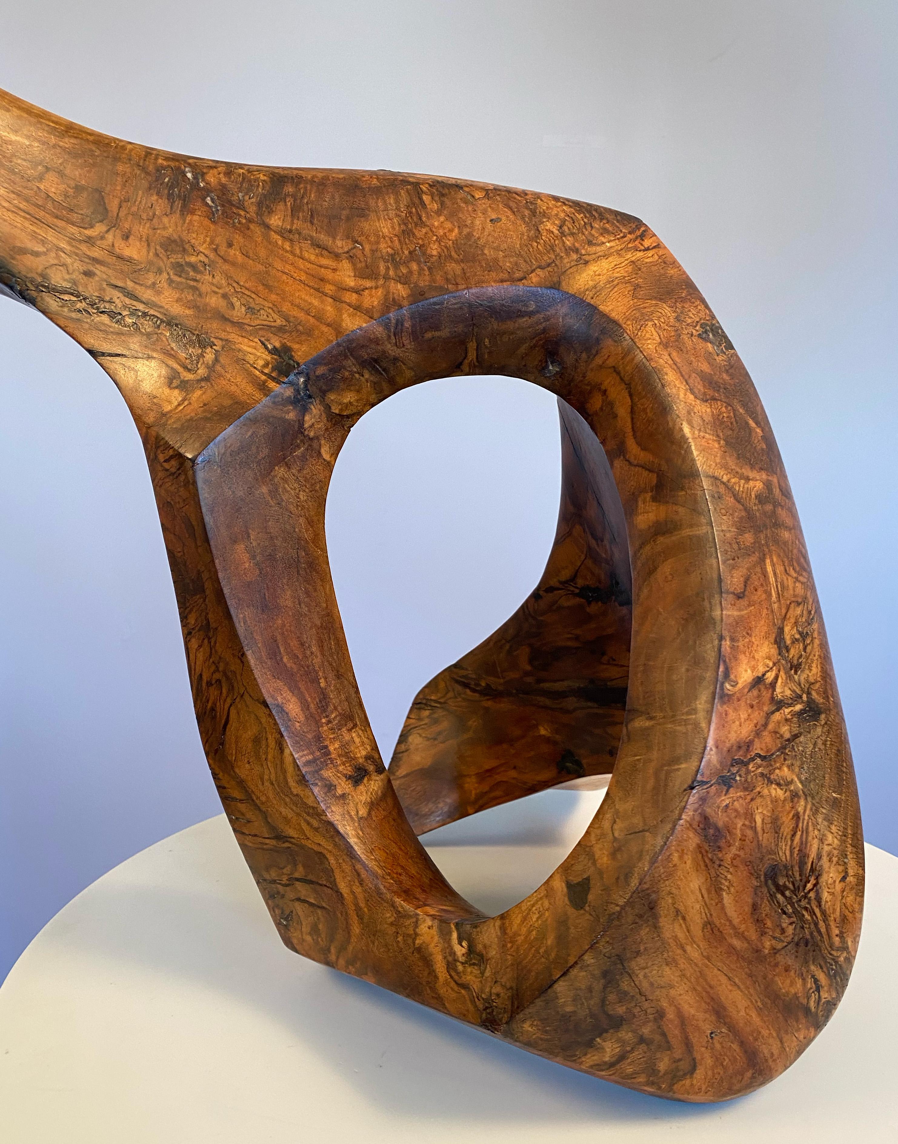 Sculpture en bois de forme inclinable en vente 4
