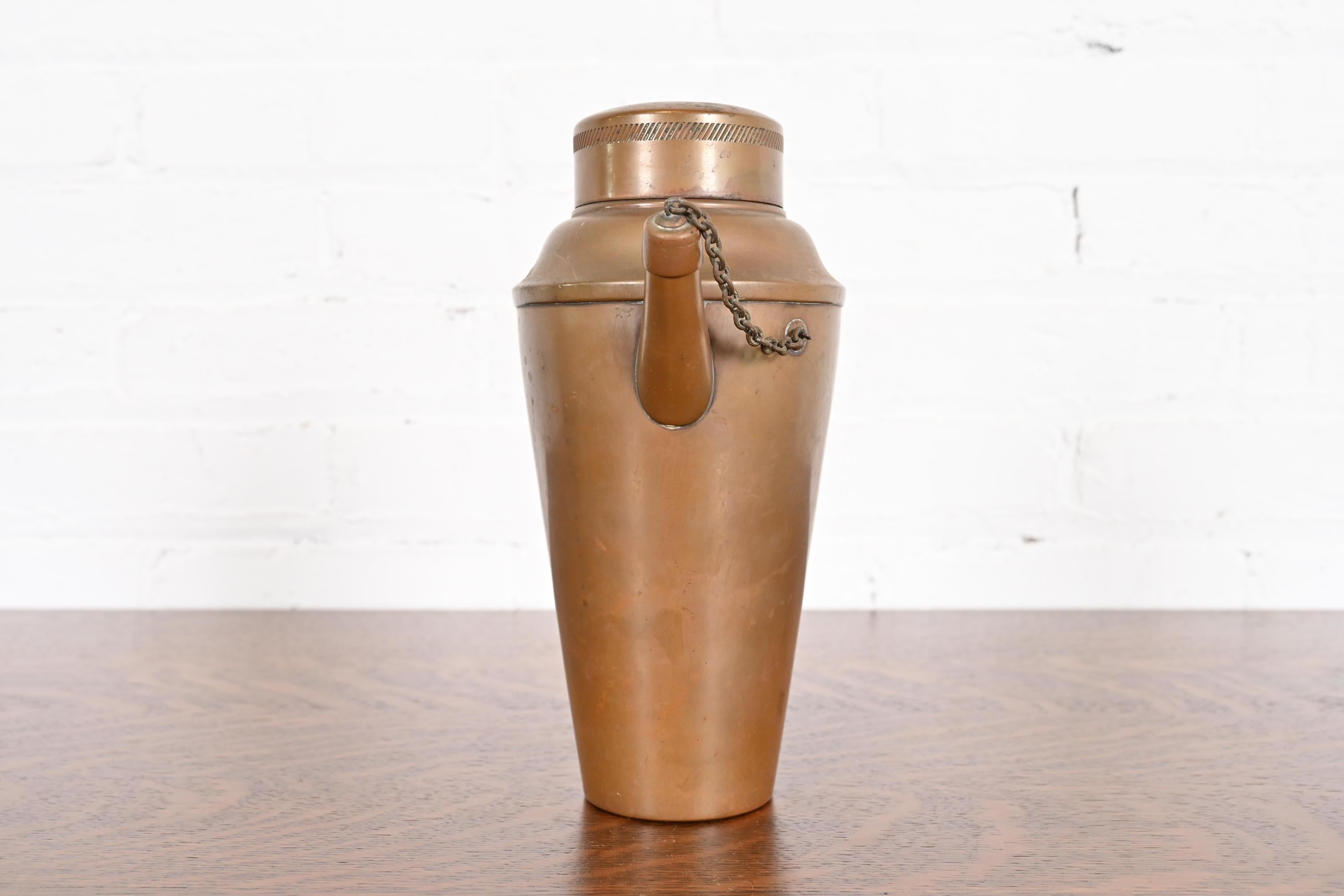 Joseph Heinrichs Arts and Crafts Copper Cocktail Shaker In Good Condition In South Bend, IN