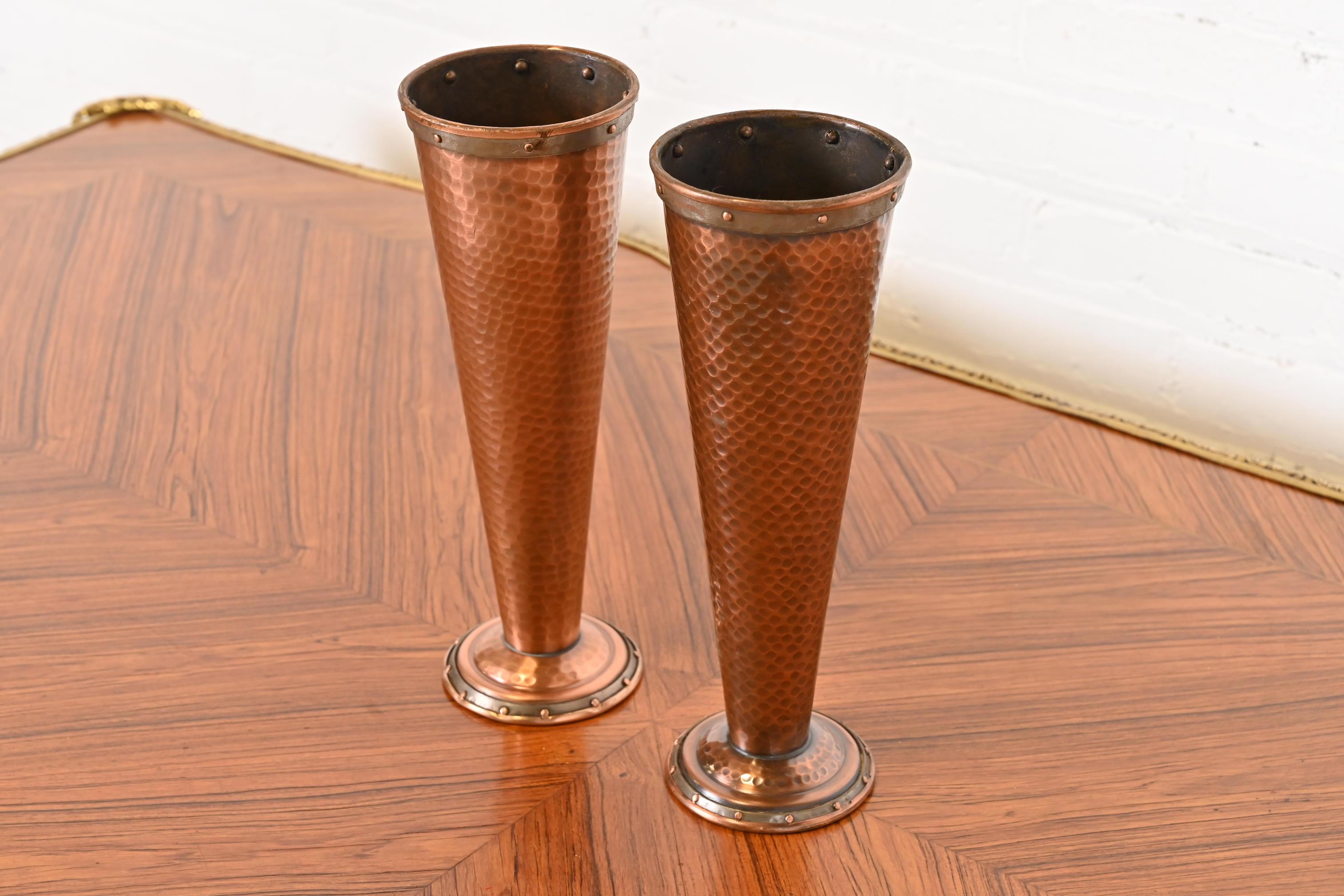 Joseph Heinrichs Style Arts and Crafts Hand-Hammered Copper Vases, Pair In Good Condition For Sale In South Bend, IN