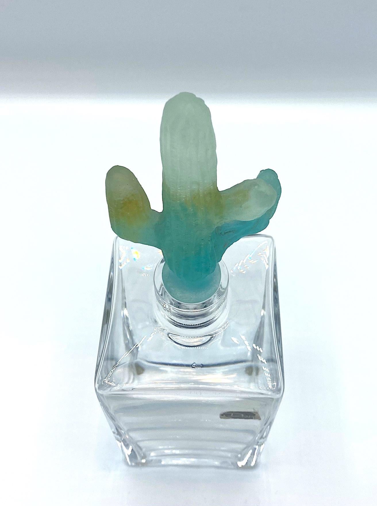 Cristal Carafe à cactus Joseph Hilton McConnico pour Daum Pate de Verre