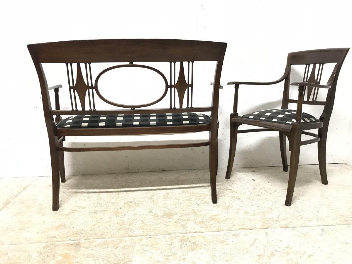 Joseph Hoffmann in the Style of a Secessionist Five-Piece Bentwood Salon Set For Sale 4