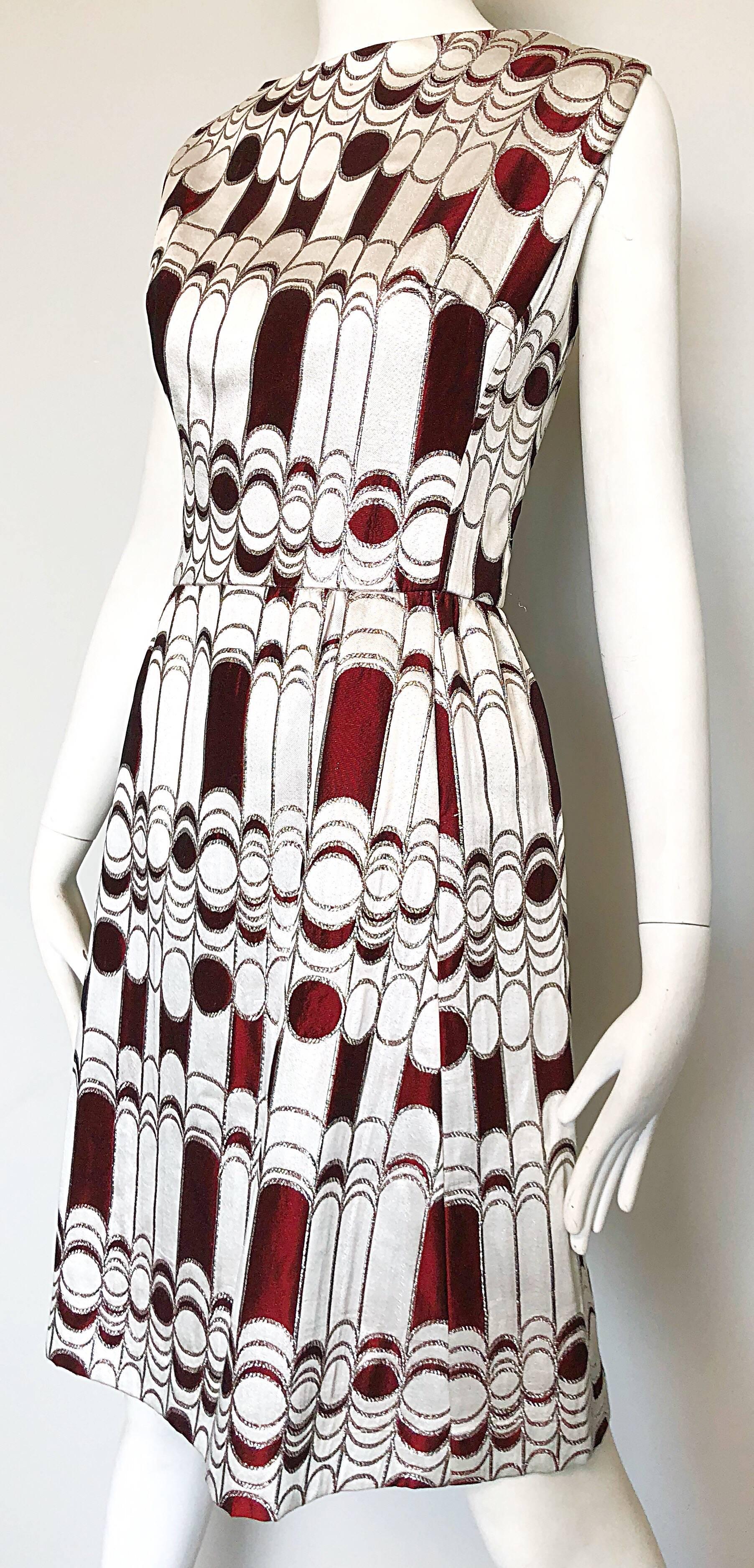 Women's Joseph Magnin 1960s Silver + Burgundy Op - Art Abstract Silk 60s A - Line Dress