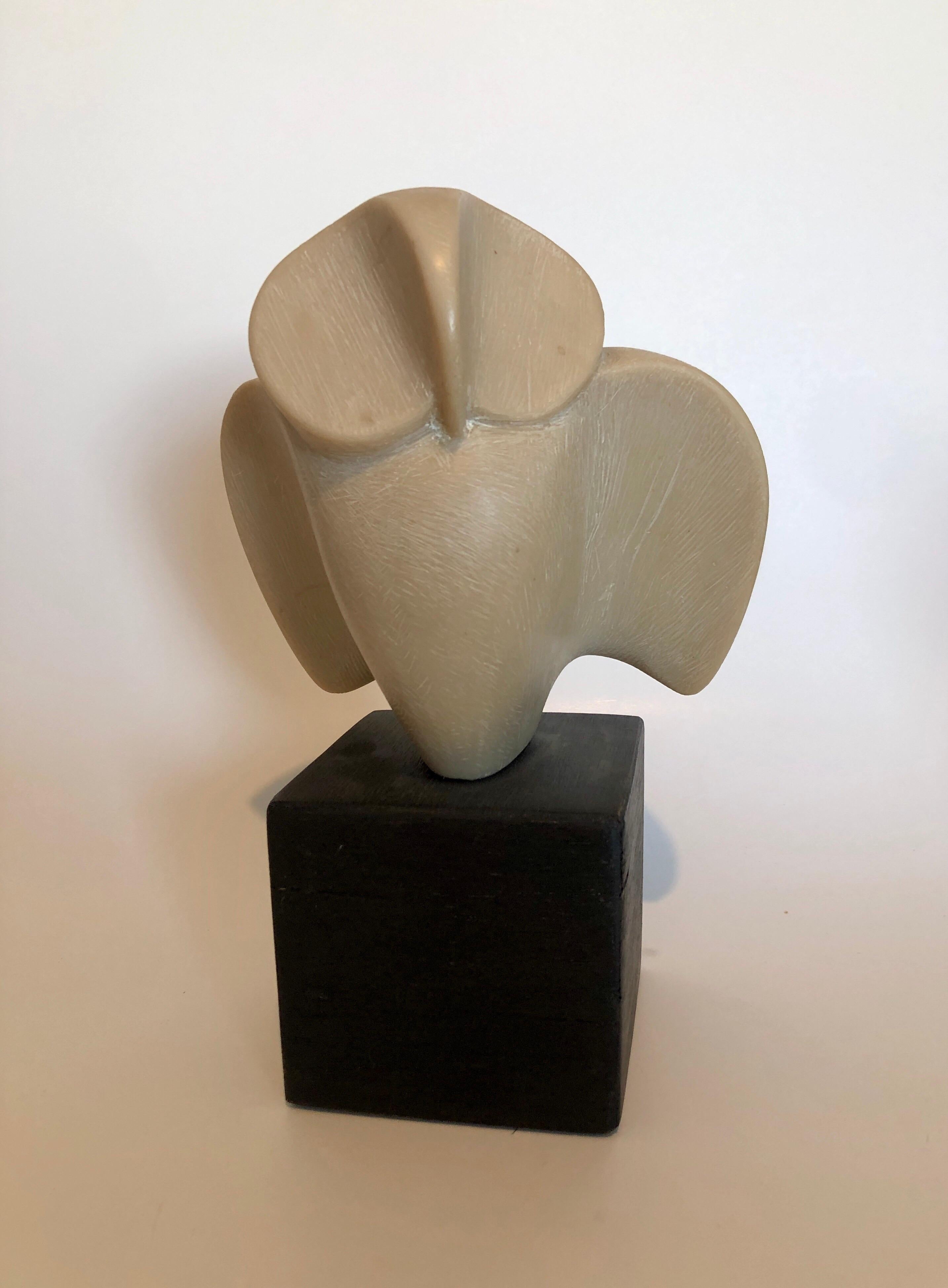 Escultura Art Decó checa tallada en resina natural Cubista Búho Pájaro Joseph Martinek 7